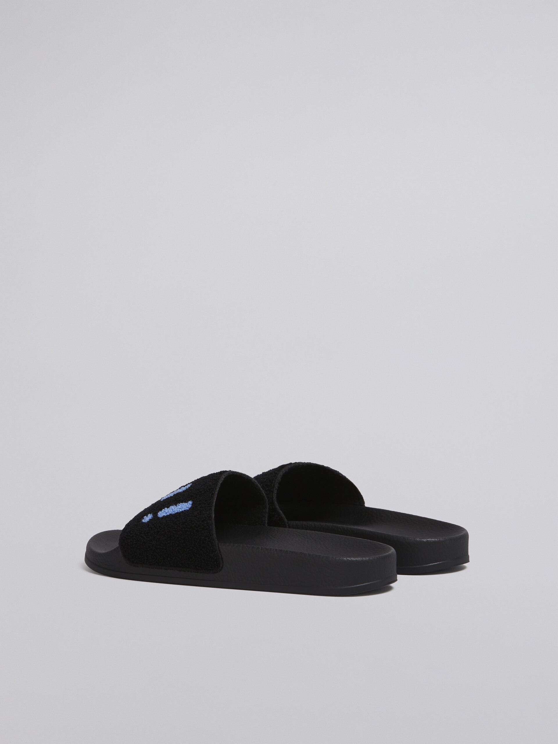 Sandalo in gomma con fascia in spugna nero e blu - Sandali - Image 3