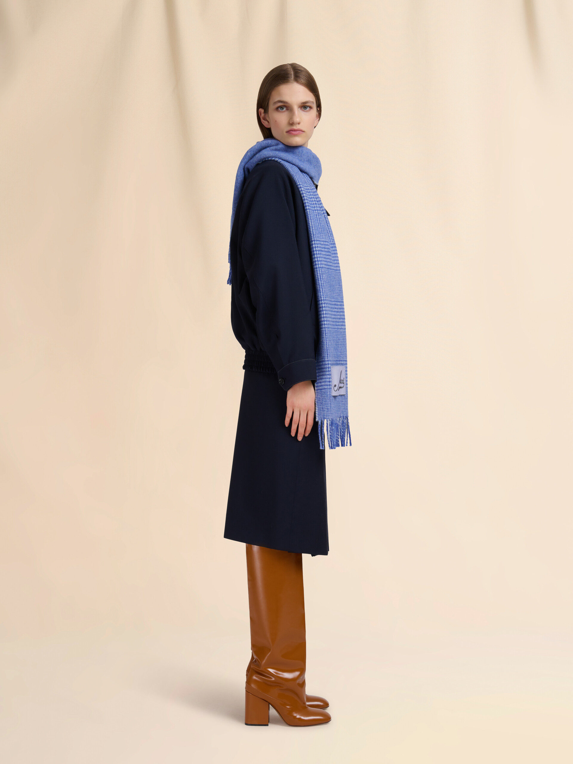 Light blue wool scarf with Prince of Wales check - Scarves - Image 2
