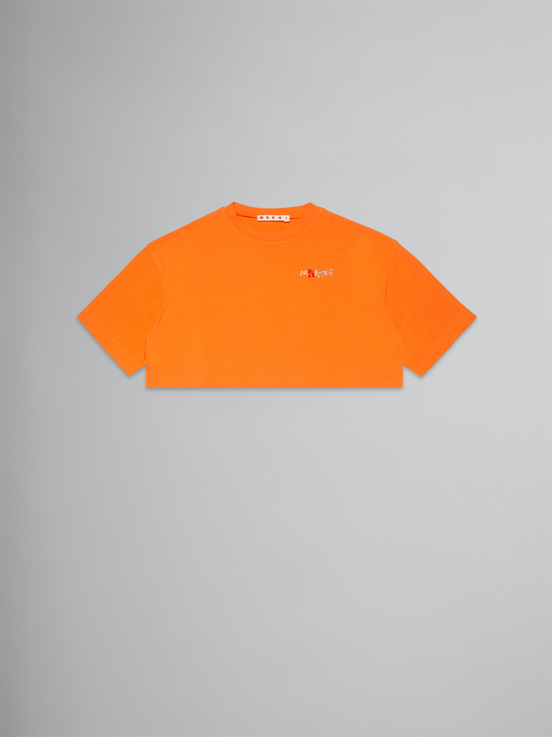 オレンジ ロゴ入り クロップドTシャツ - Tシャツ - Image 1