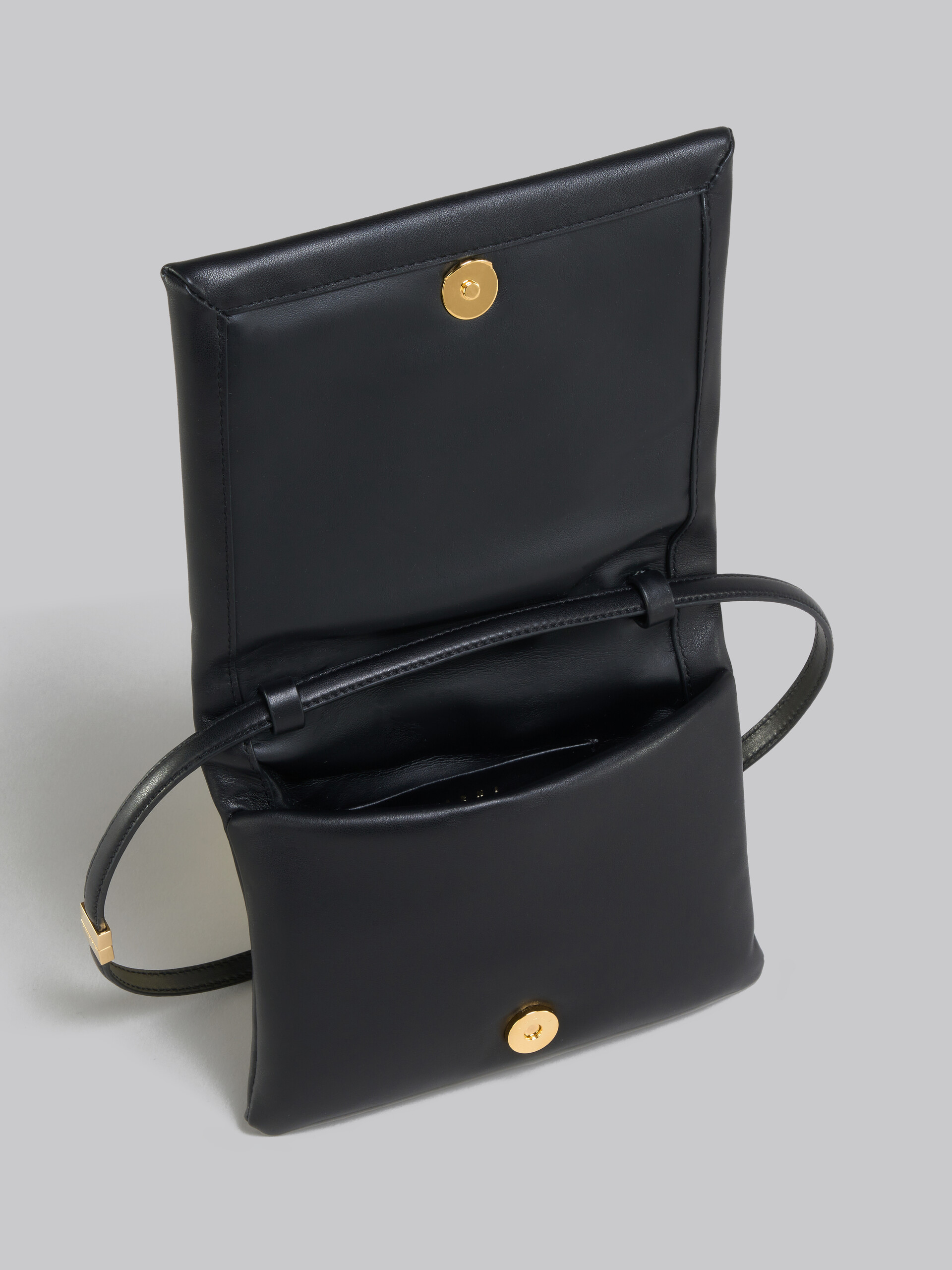 Black leather Prisma pouch - Pochettes - Image 4