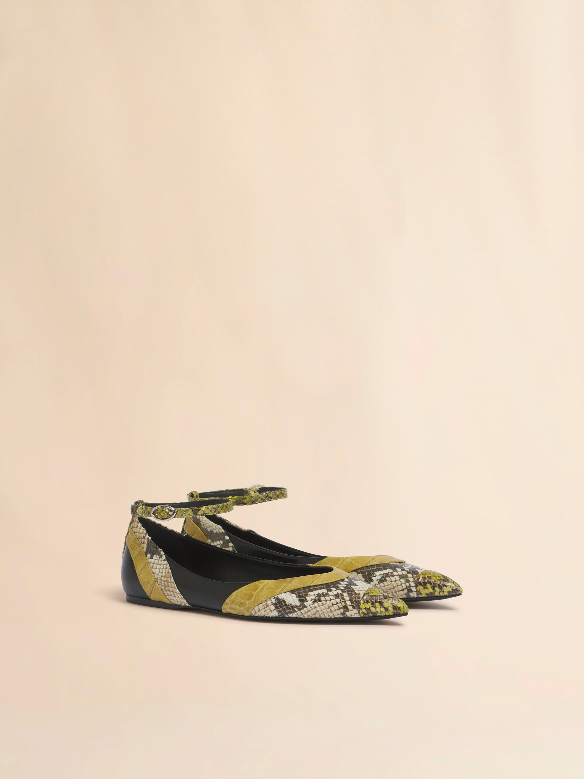 Green leather pointed-toe ballerina - Ballet Shoes - Image 2