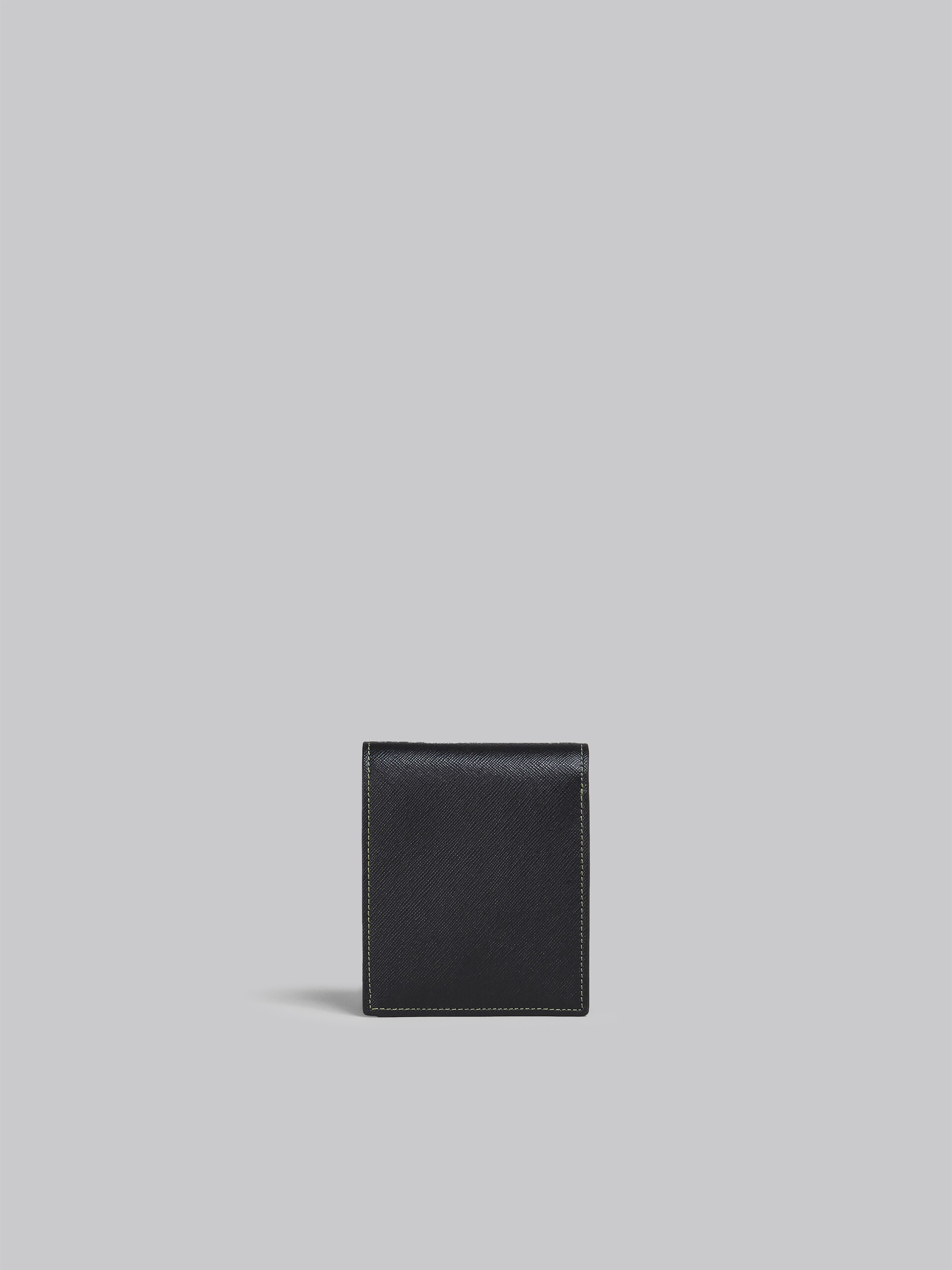 ブラック グリーン ブルー サフィアーノカーフレザー製二つ折り財布