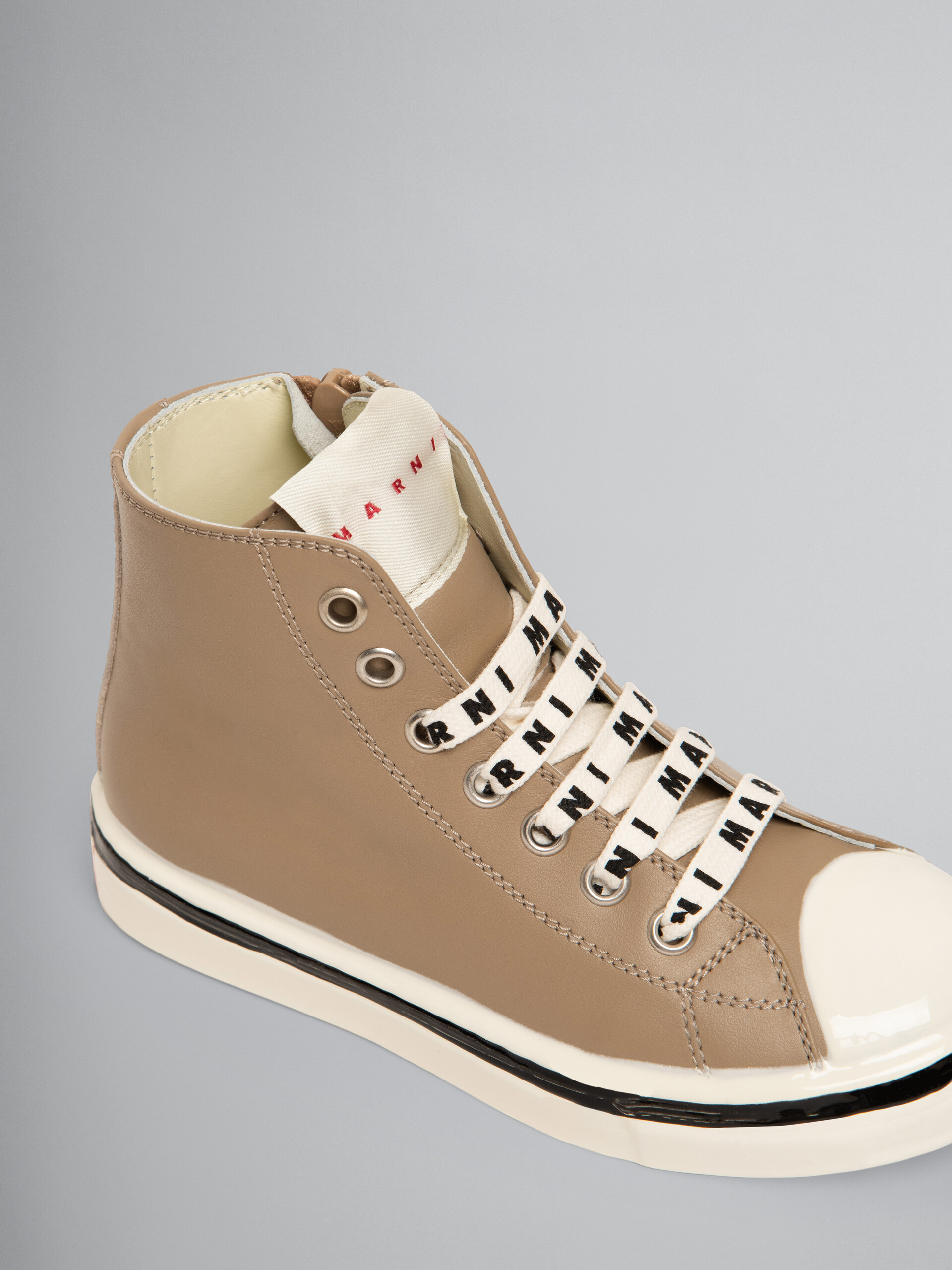 Brown leather sneaker - Other accessories - Image 4