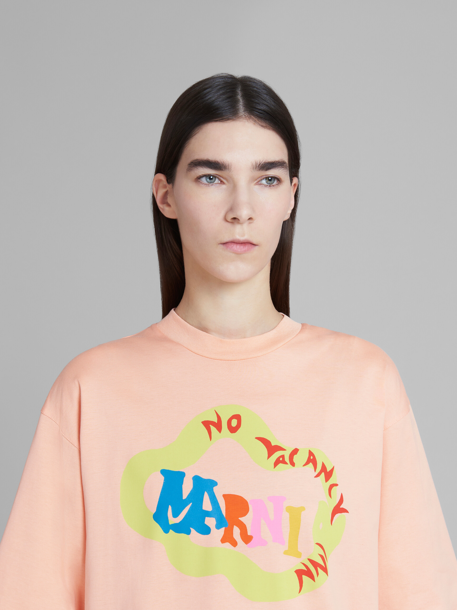 Marni x No Vacancy Inn - Light peach T-shirt in bio cotton jersey with snake logo print - T-shirts - Image 4