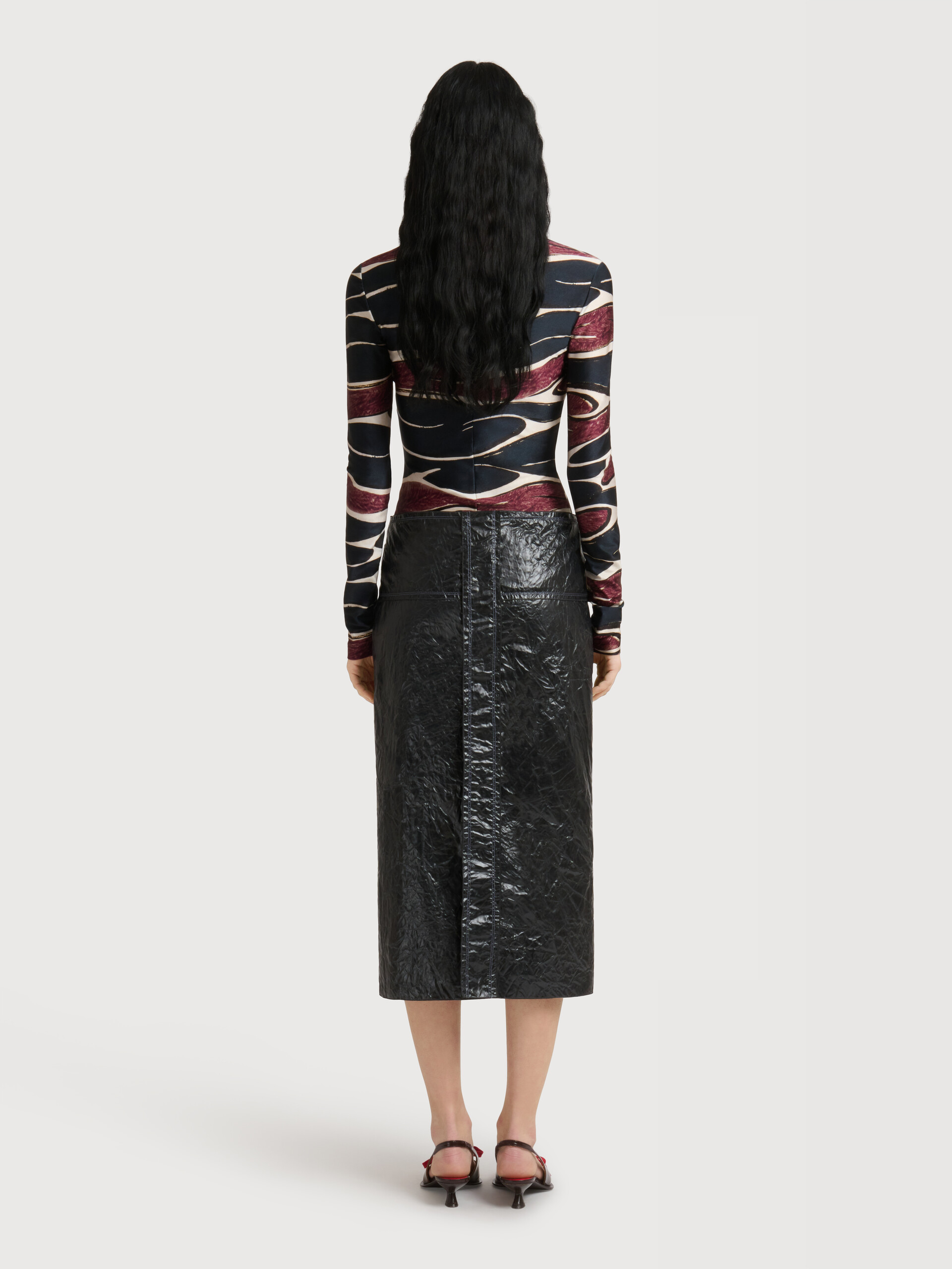 Black crinkled midi skirt with daisy details - Skirts - Image 4