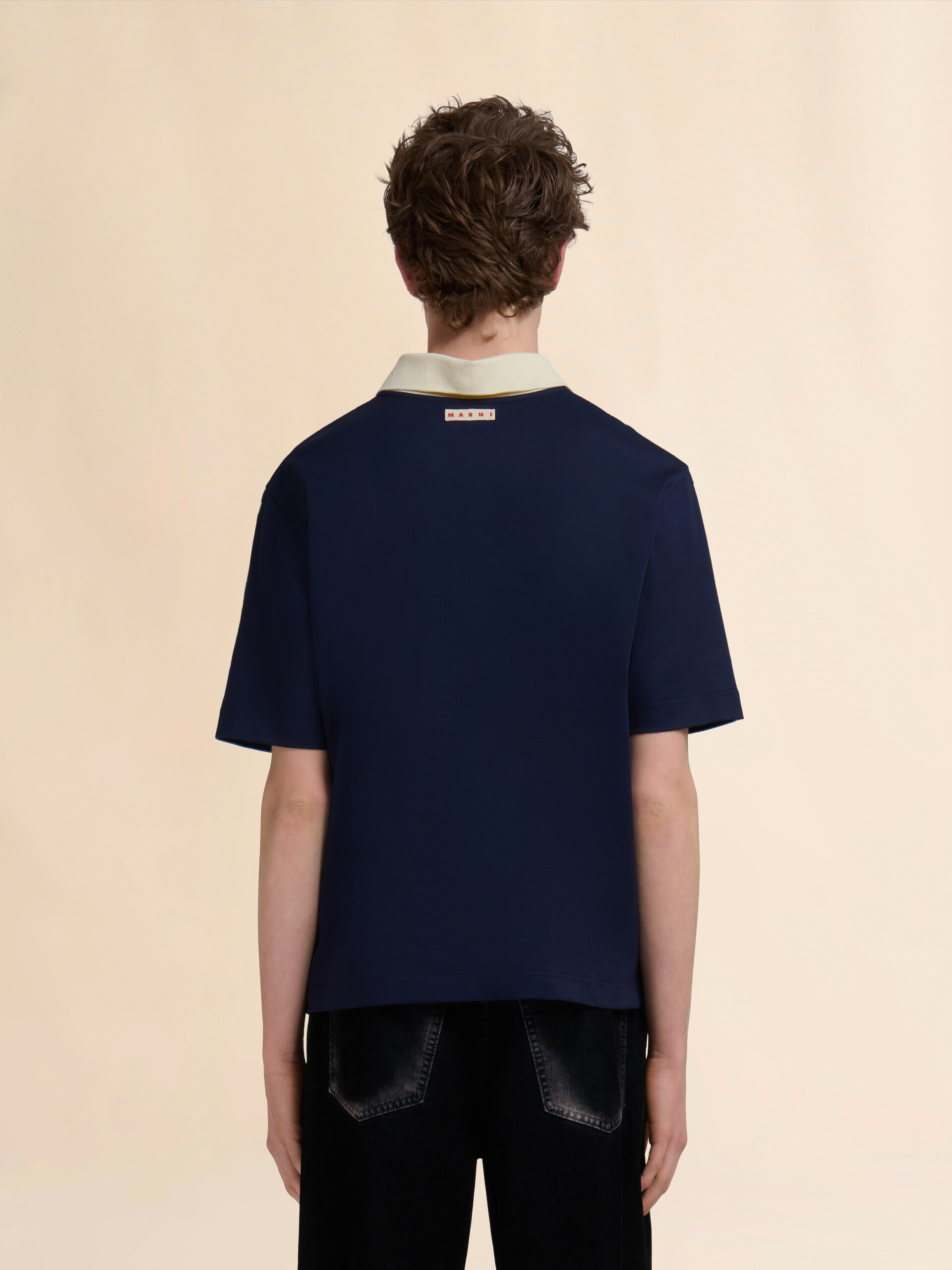 Polo in cotone biologico blu a righe e retro a contrasto - Camicie - Image 3
