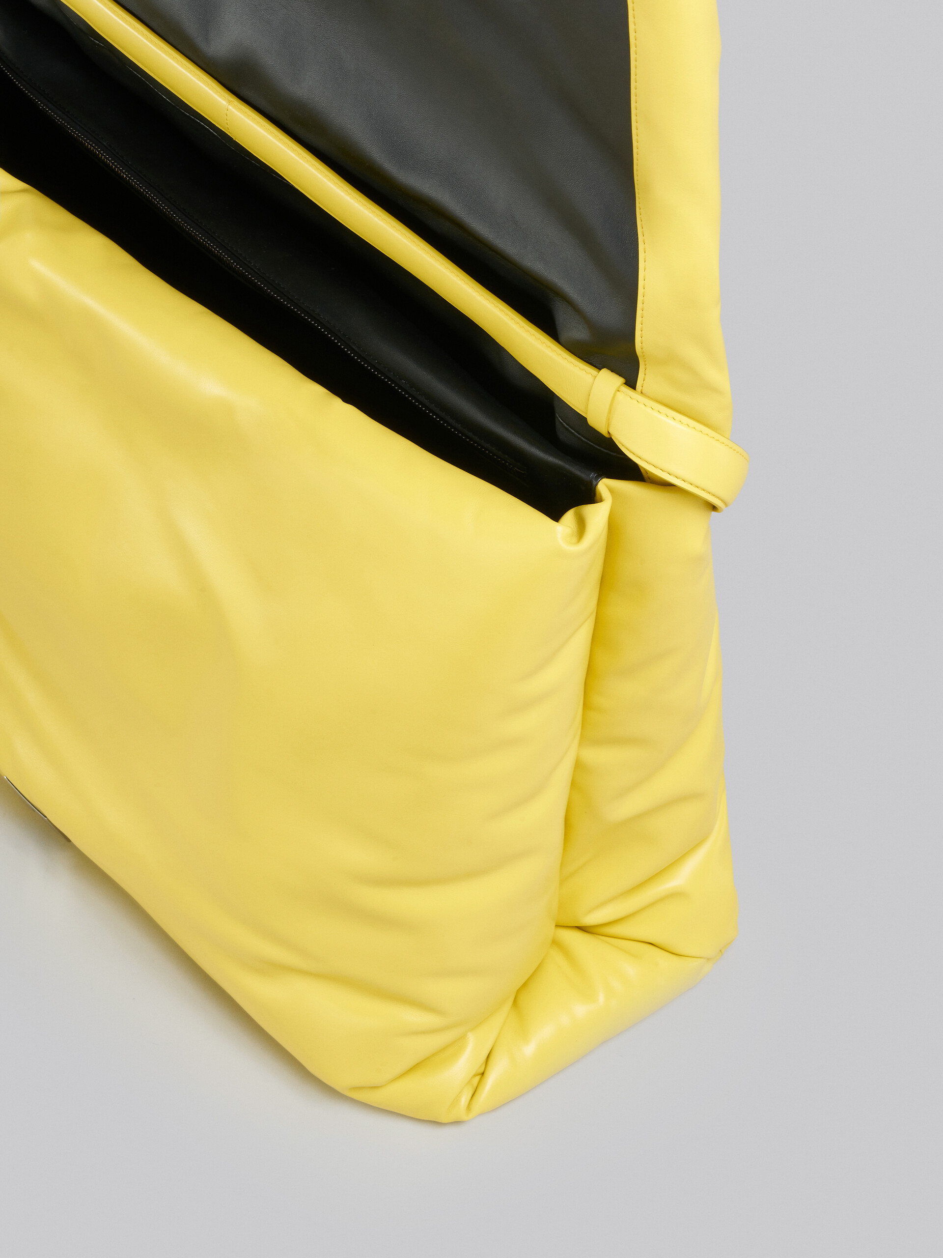 Maxi yellow calsfkin Prisma bag - Shoulder Bag - Image 4