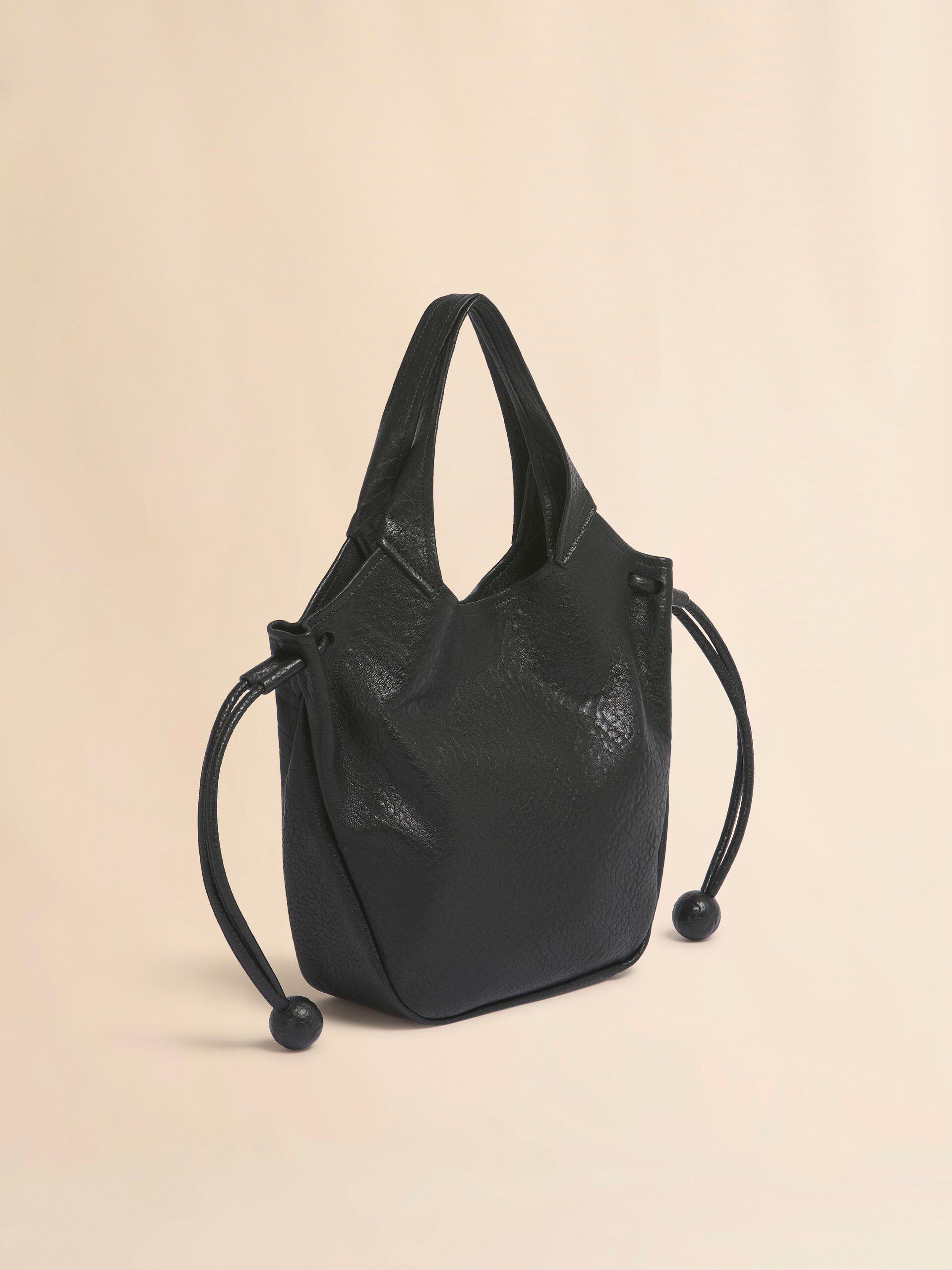 Black leather Trunkaroo Soft small tote bag - Shoulder Bag - Image 3