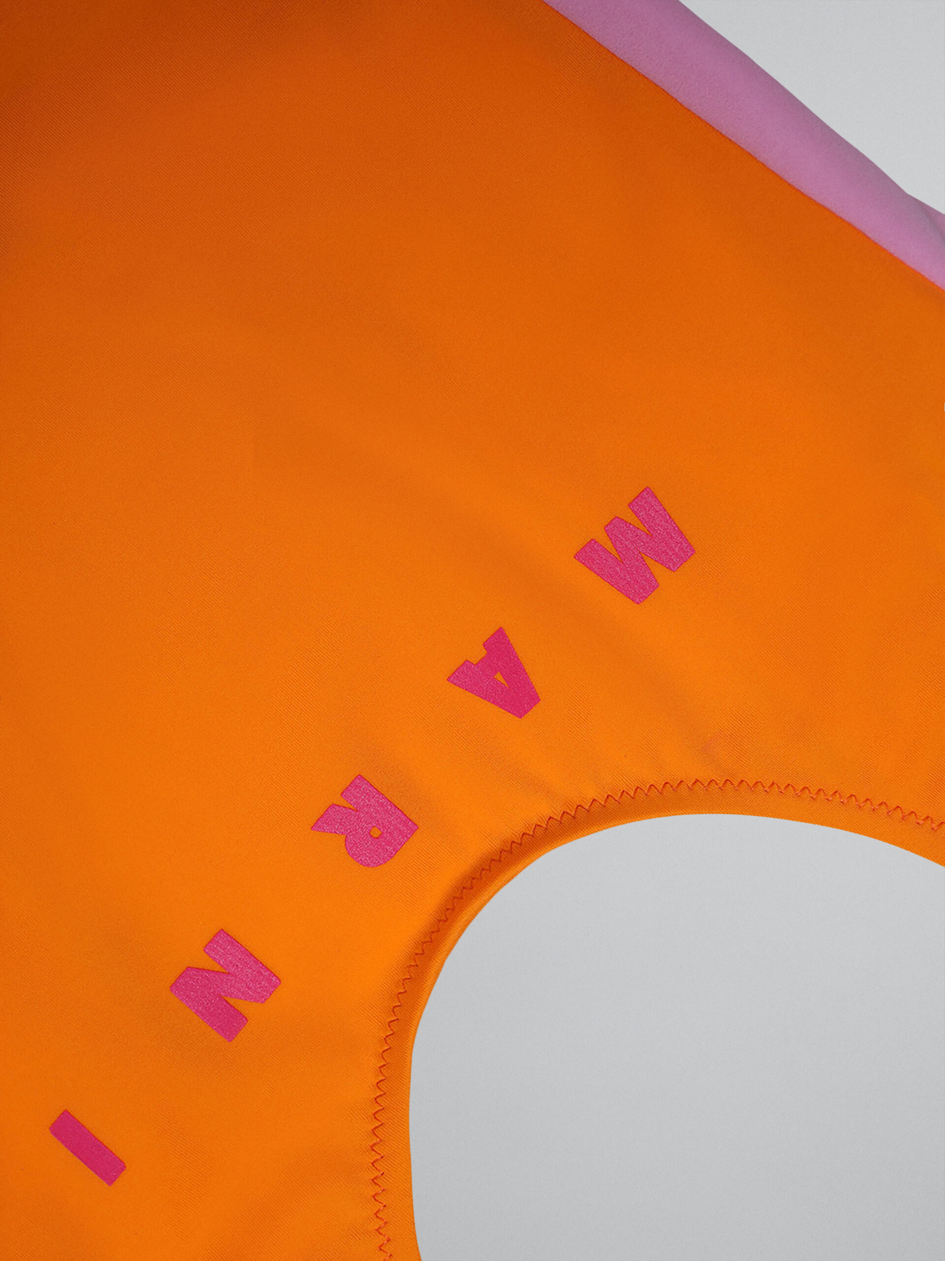 Costume intero in tessuto elasticizzato stampa logo - Beachwear - Image 3