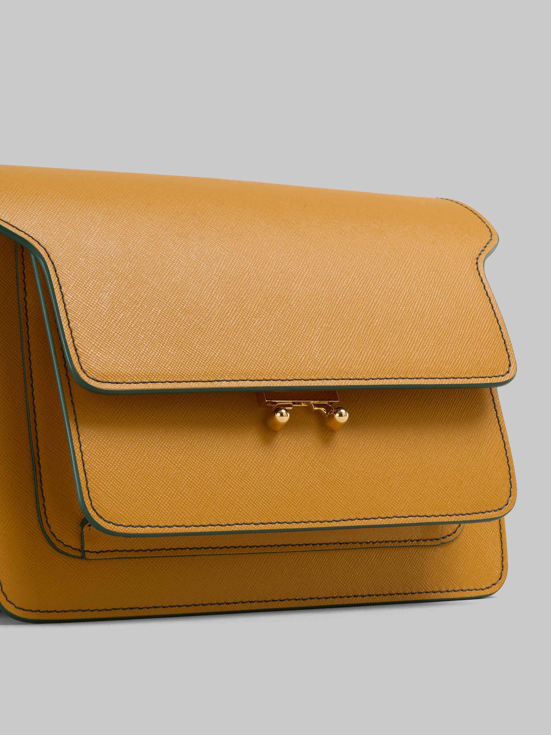 Beige saffiano leather medium Trunk bag - Shoulder Bag - Image 4