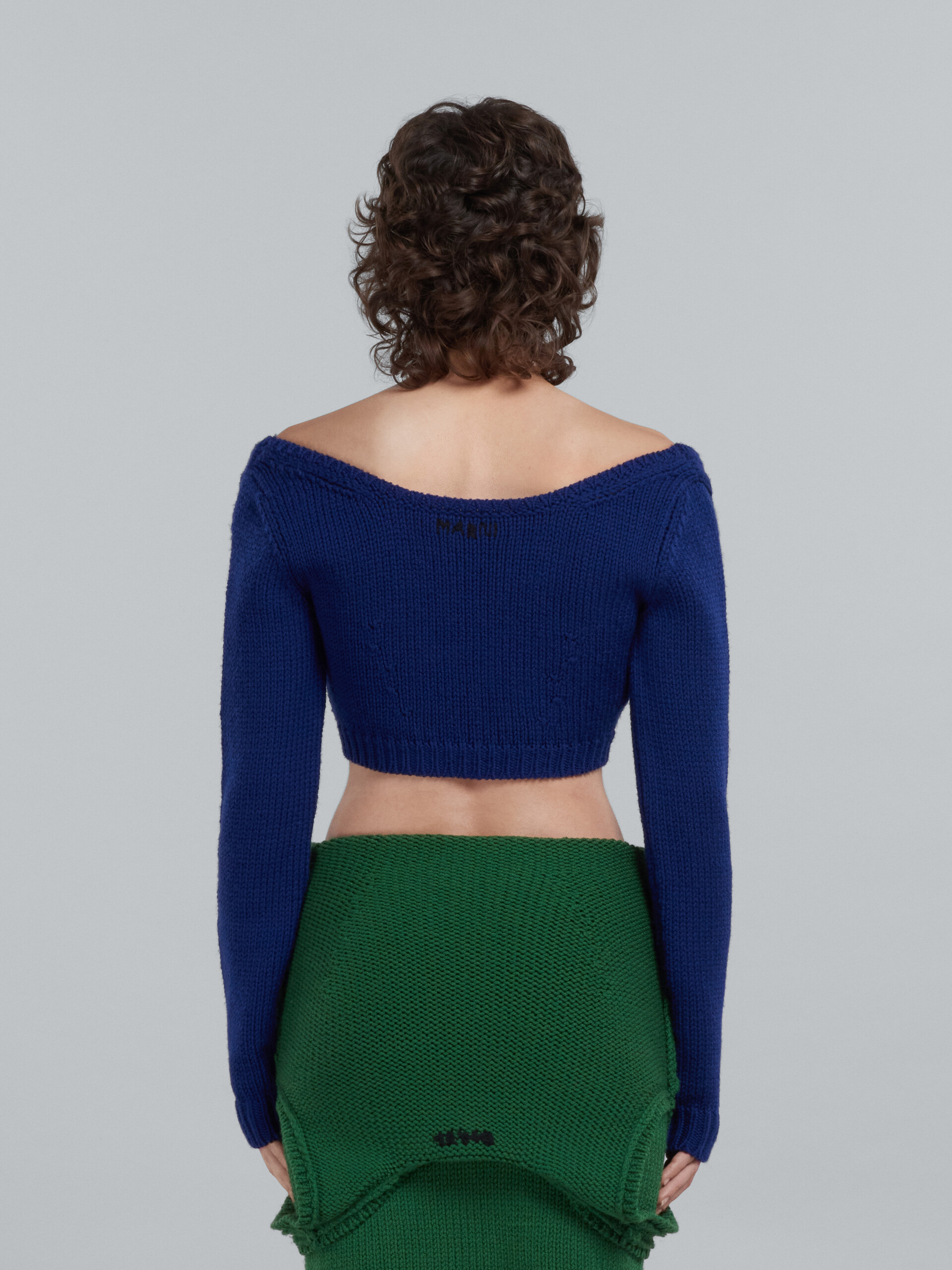 Cropped sweater in blue wool - Pullovers - Image 3