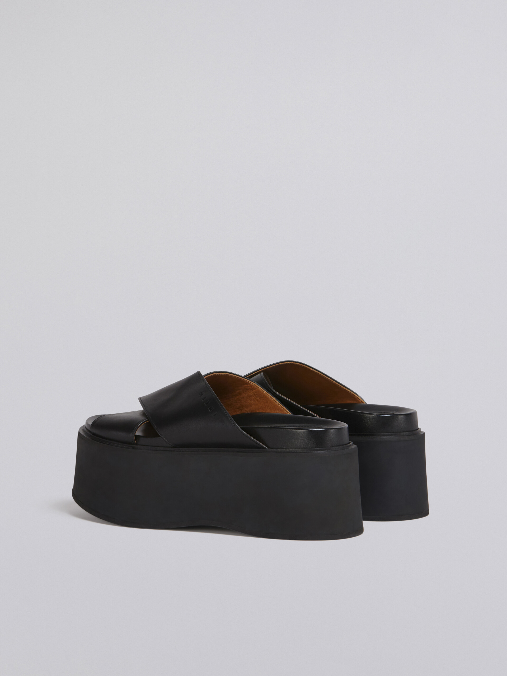 Criss-cross wedge in black calf leather - Sandals - Image 3