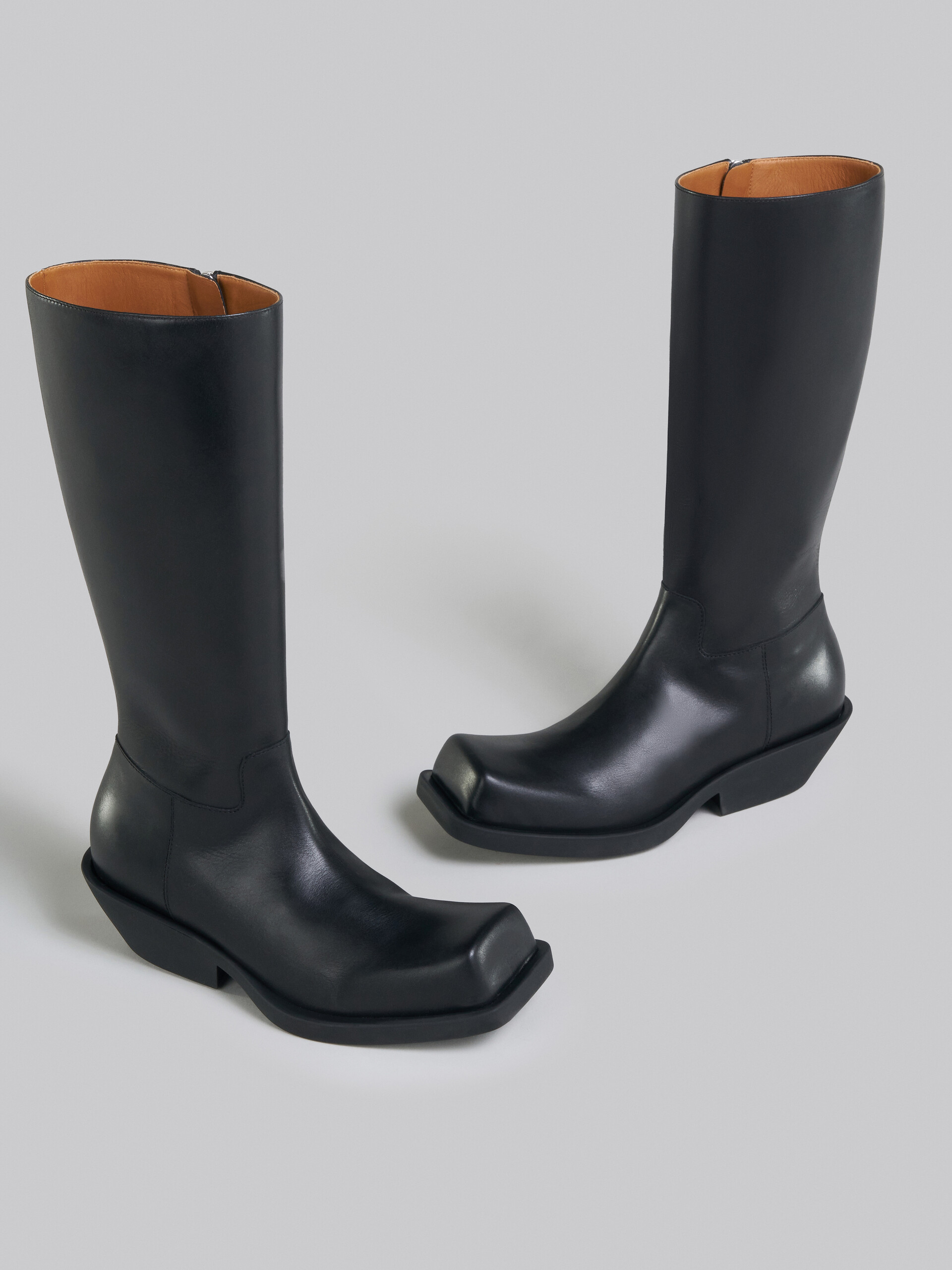 Black leather boot - Boots - Image 4
