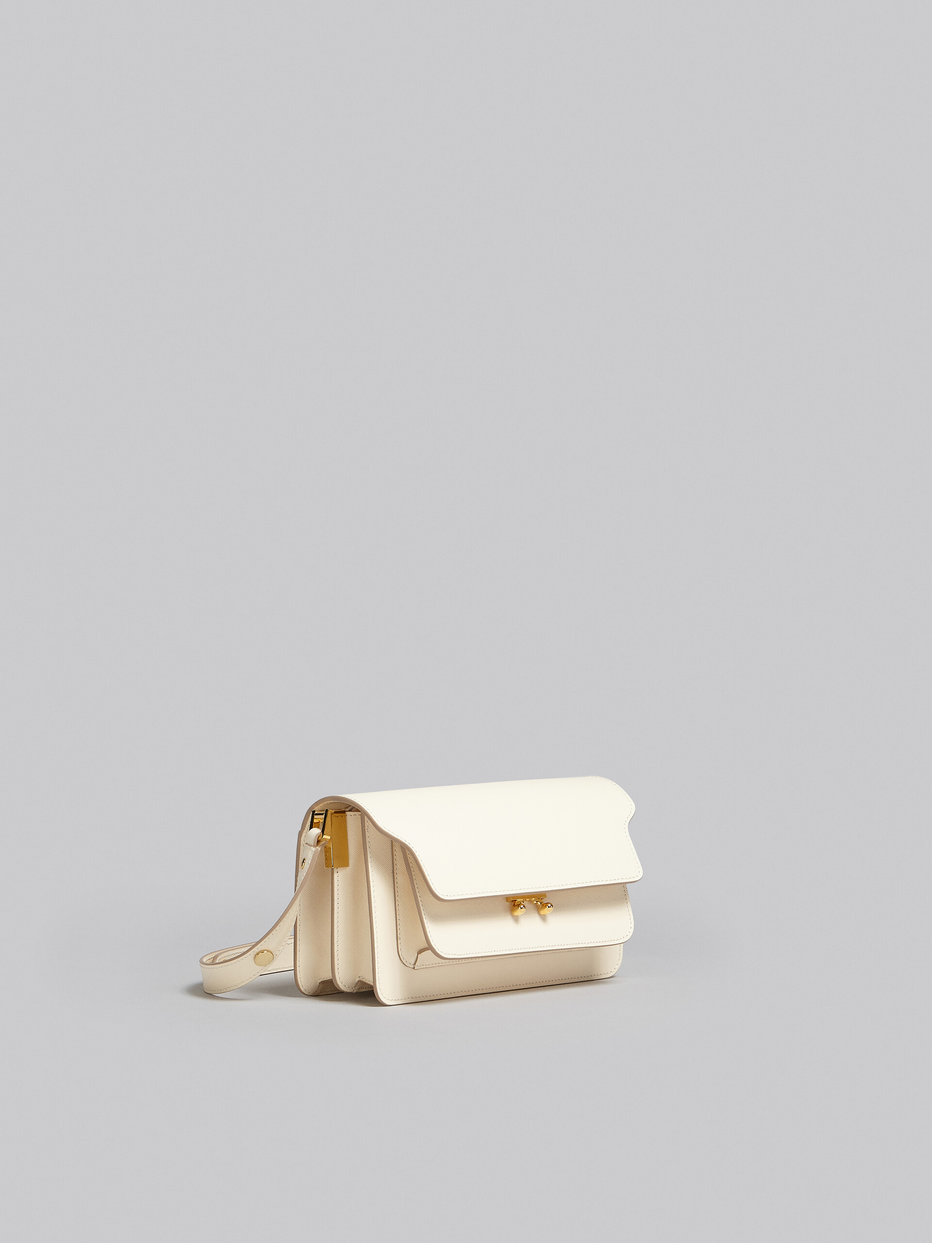 Trunk Bag E/W in white saffiano leather - Shoulder Bags - Image 6