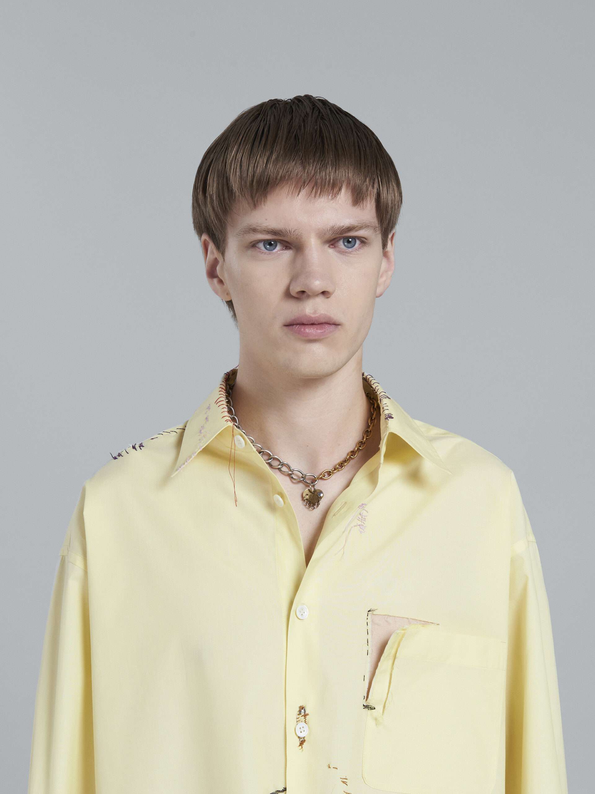 릴렉스 핏 티어스 장식 옐로우 코튼 셔츠 - Shirts - Image 4