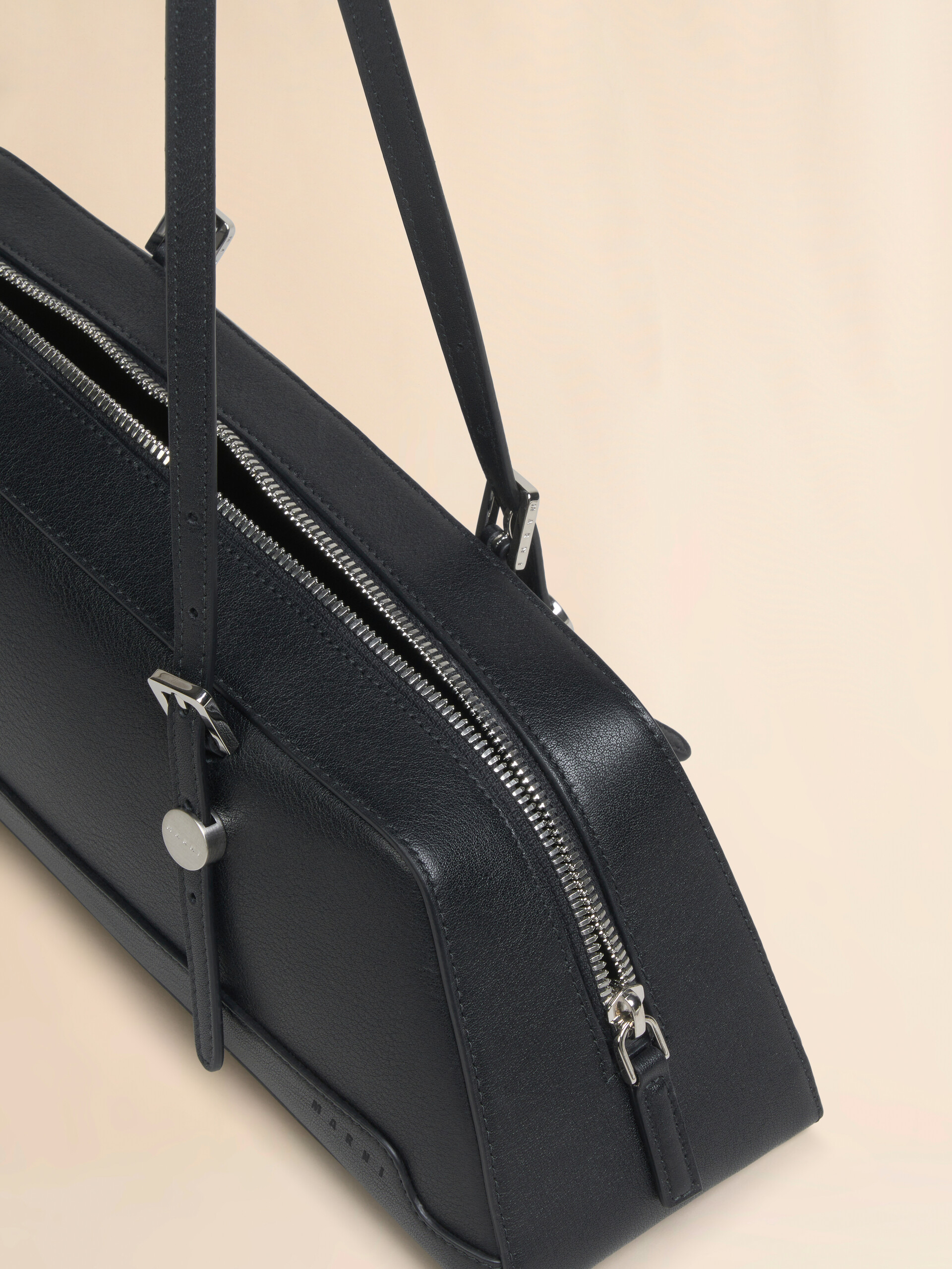 Black leather Dot long duffle bag - Shoulder Bag - Image 4