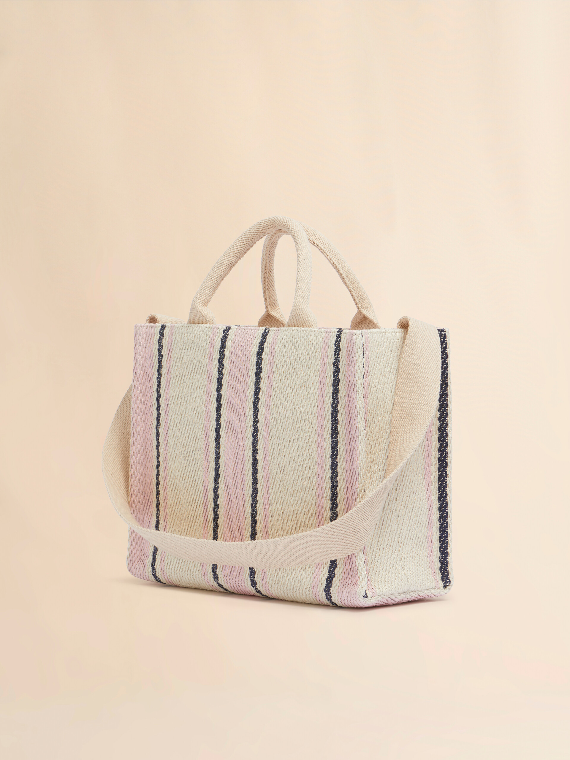 Petit sac fourre-tout en tissu effet raphia beige à rayures rose et bleu - Sacs cabas - Image 2