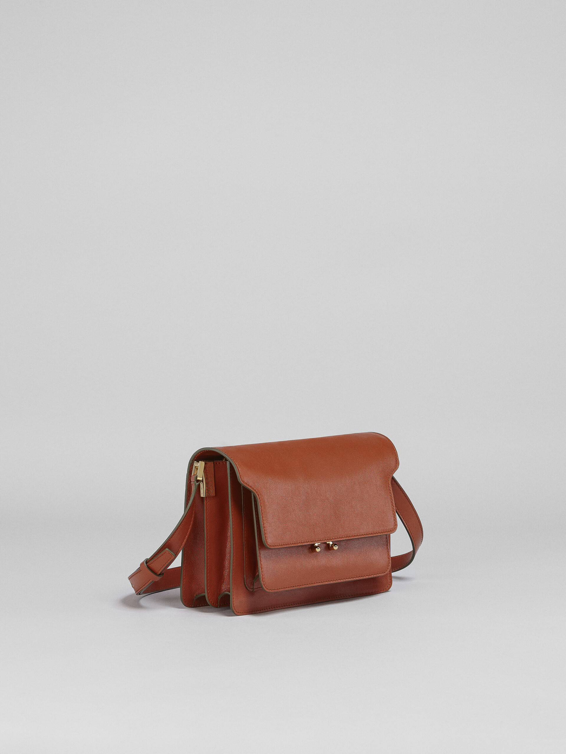 Brown tumbled calf medium TRUNK SOFT bag - Shoulder Bag - Image 6