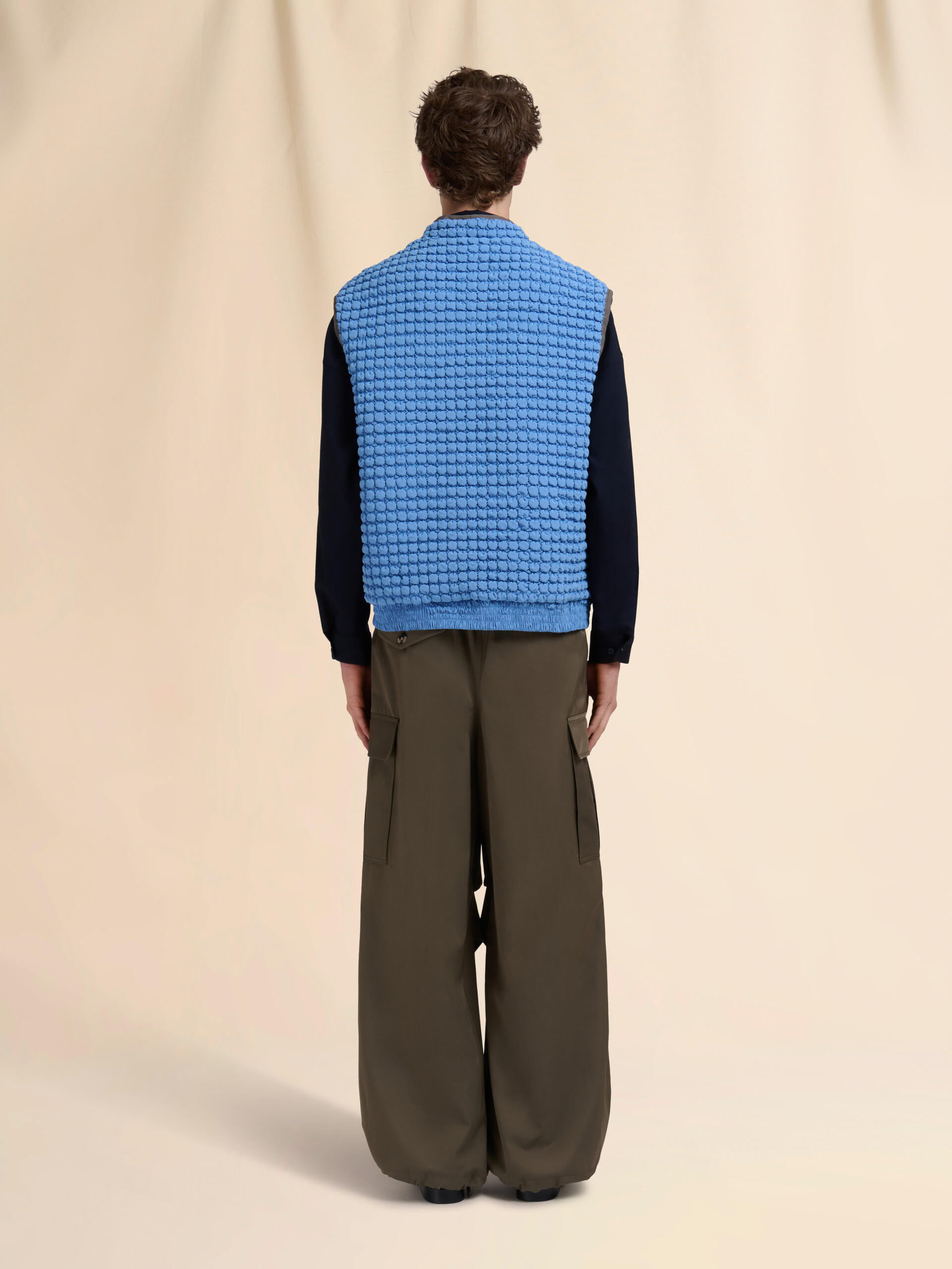 Blue nylon vest with puckering - Waistcoats - Image 3