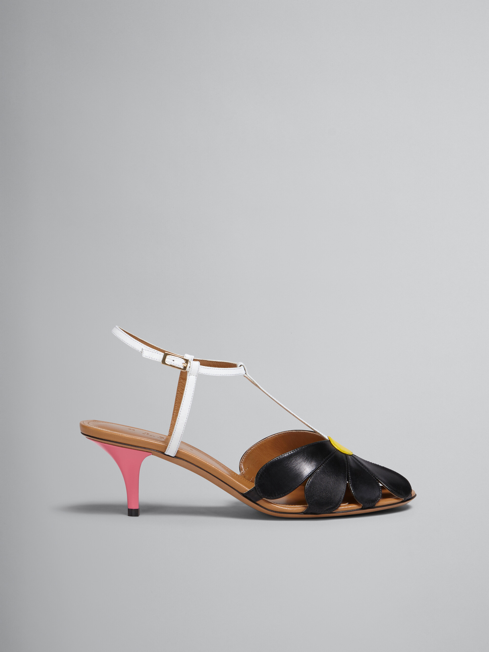 Leather flower sandal - Sandals - Image 1