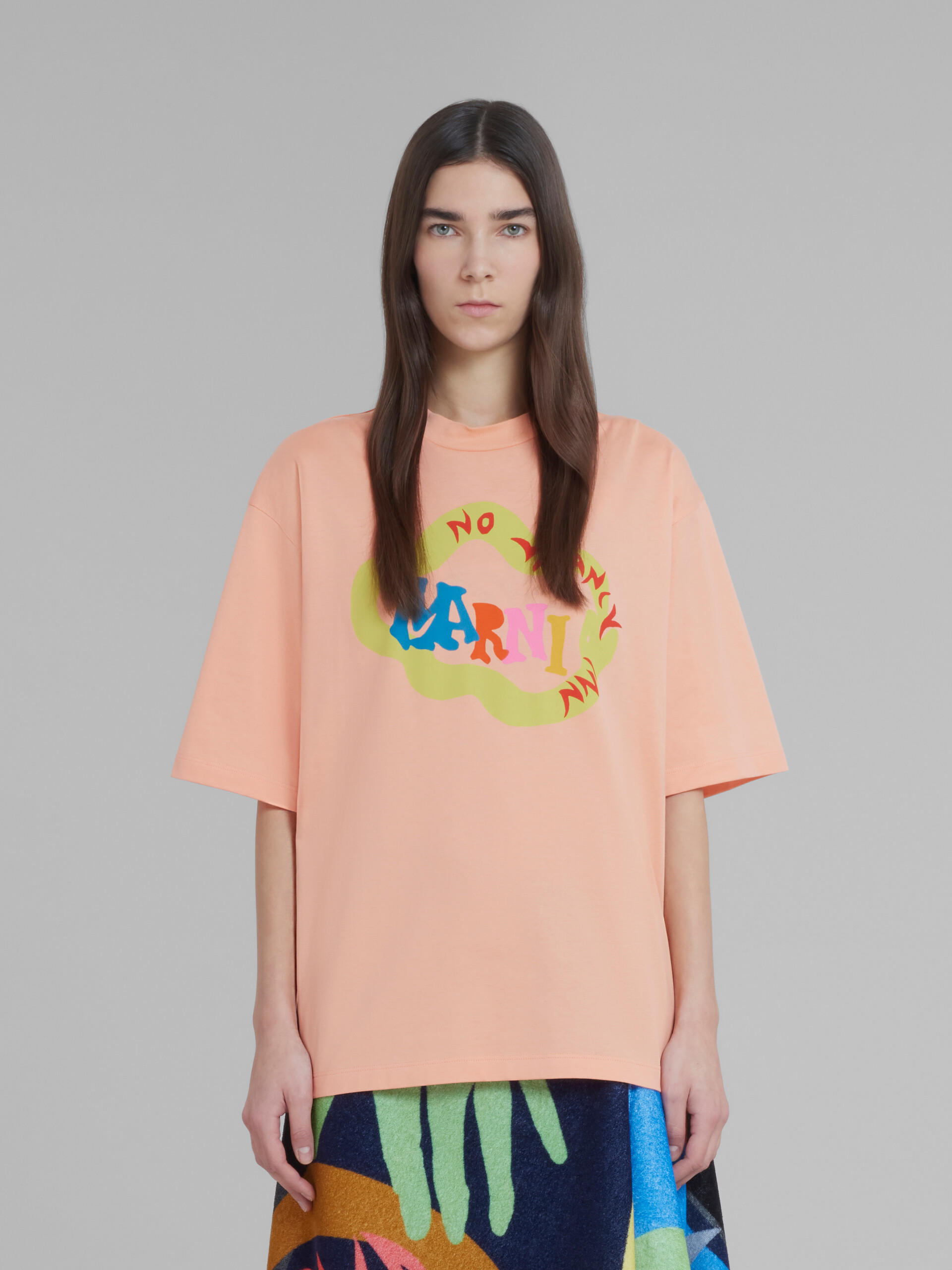Marni x No Vacancy Inn - Light peach T-shirt in bio cotton jersey with snake logo print - T-shirts - Image 2