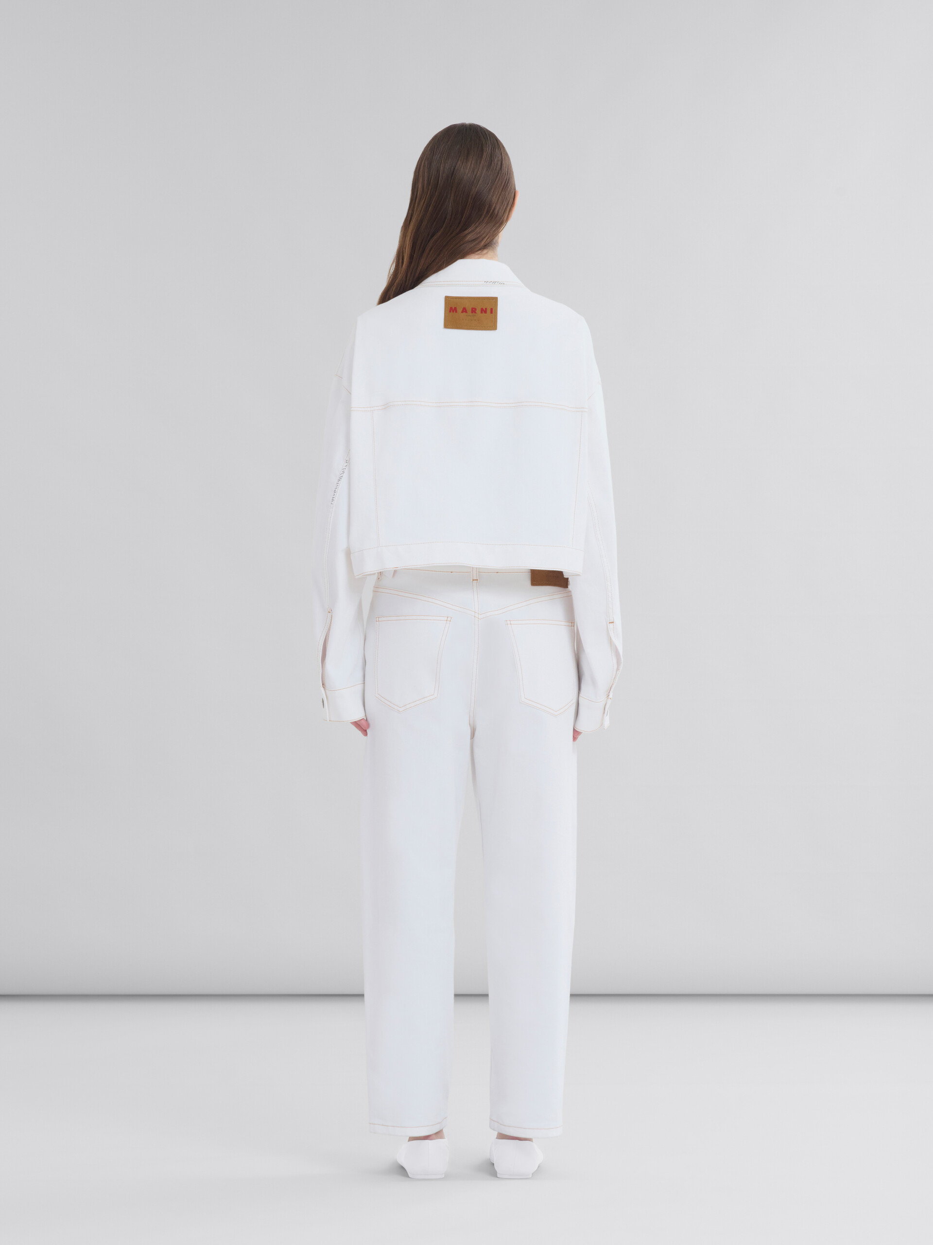 Veste en denim blanc avec patchs fleurs - Manteaux - Image 3