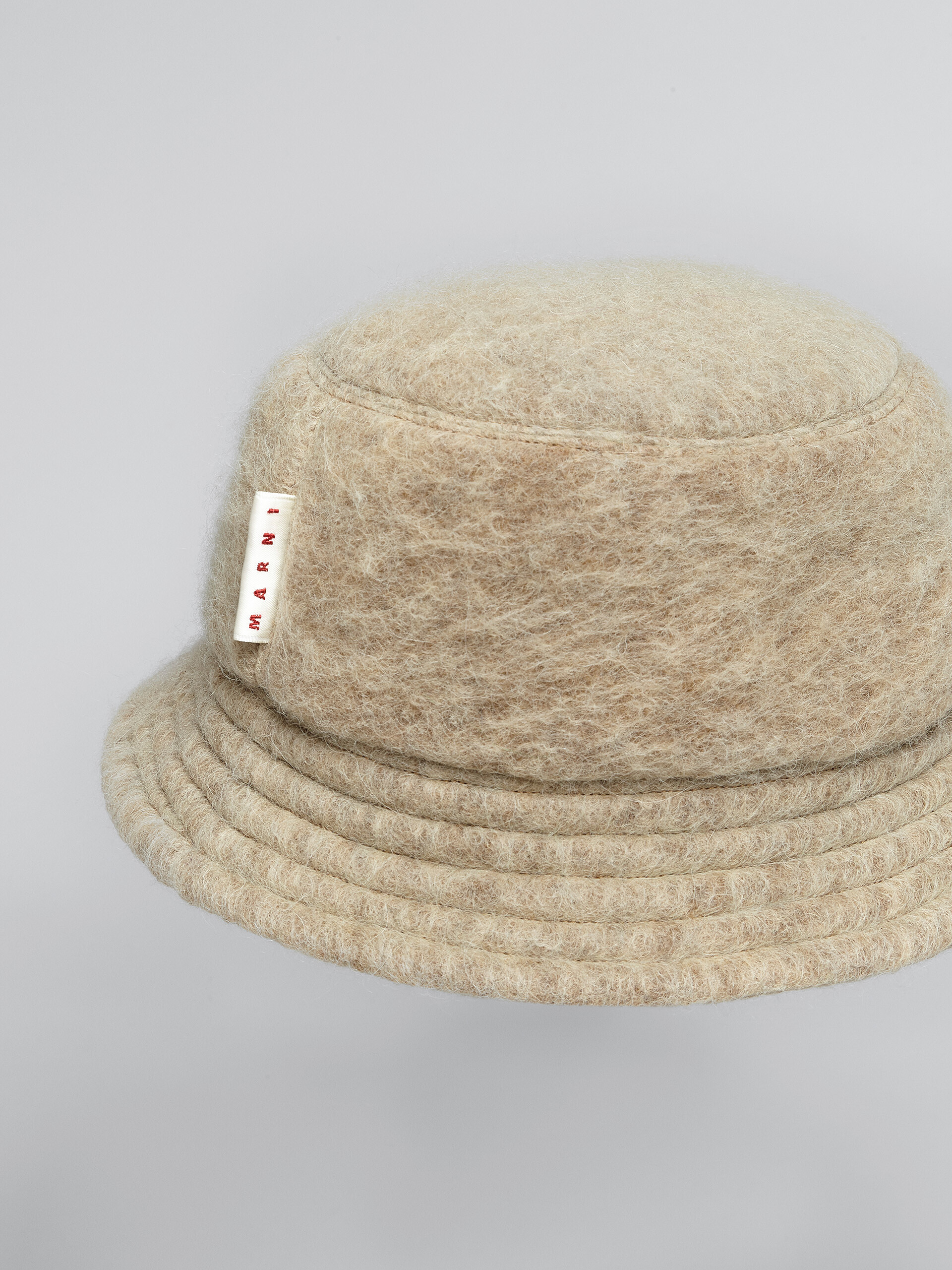 Beigefarbener Fischerhut aus gebürsteter Wollmischung - Hüte - Image 4