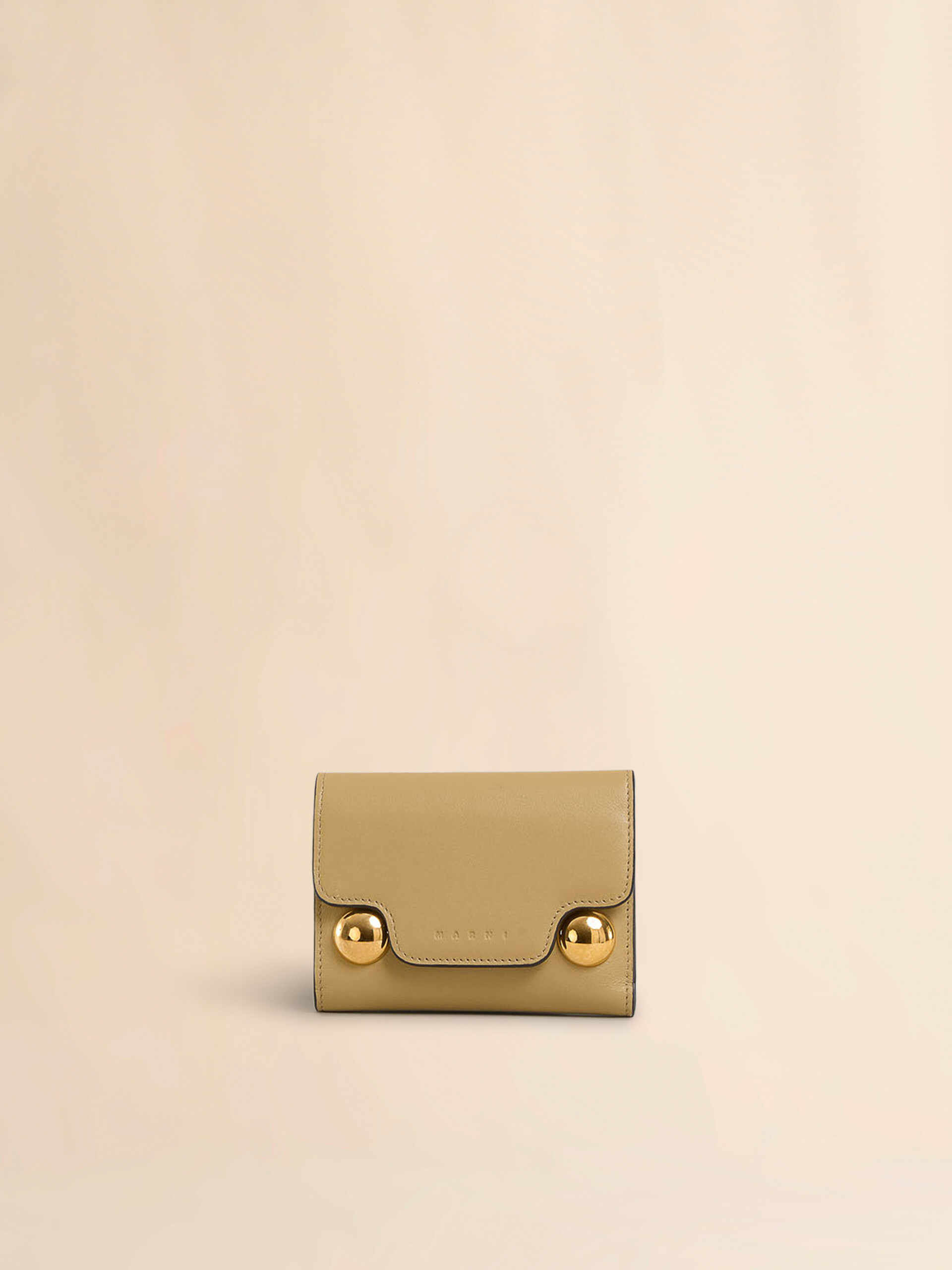 NOMAD/BEIGE
