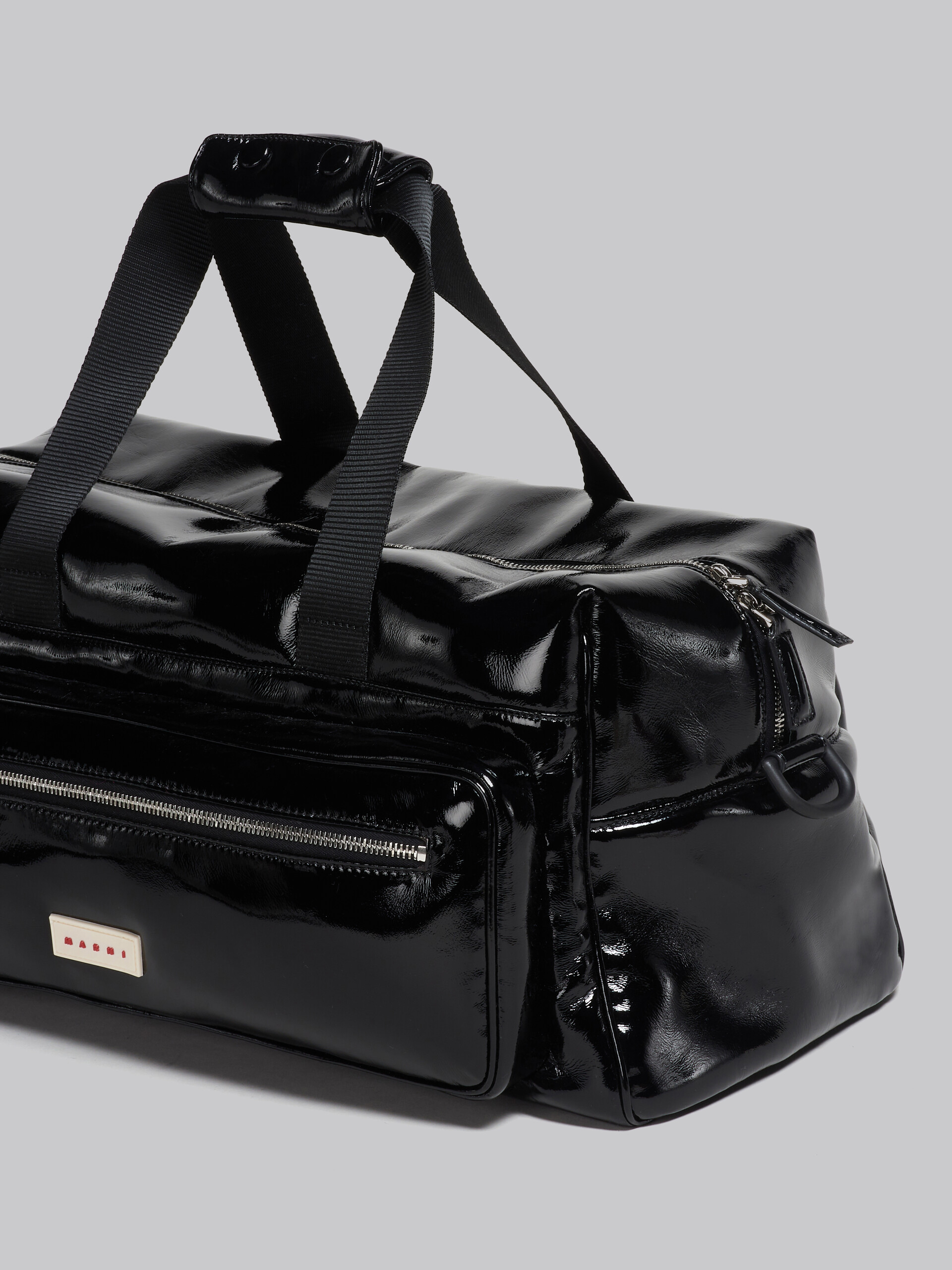 Bey duffle bag in black patent - Travelling Bag - Image 5