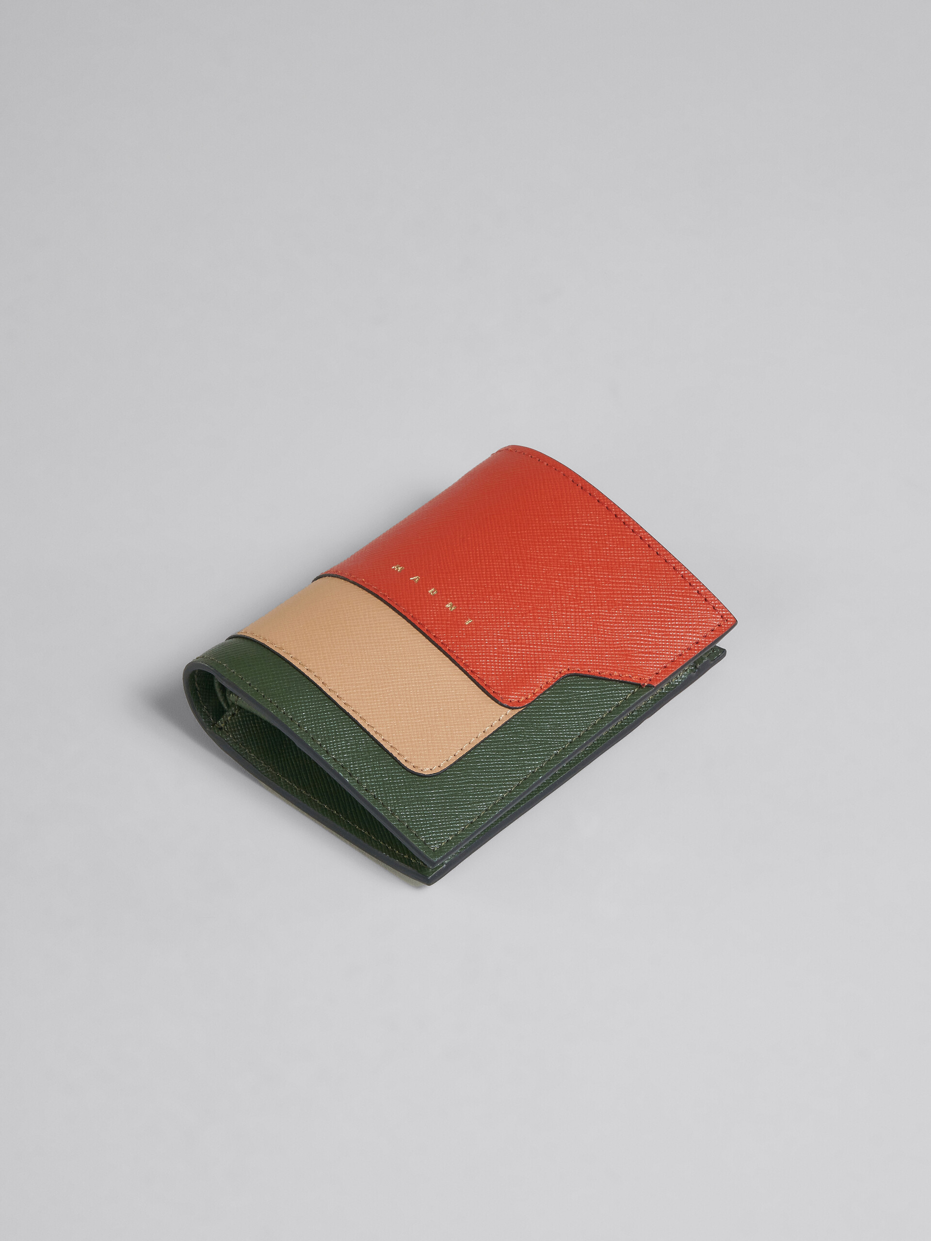 Mehrfarbige zweifache Faltbrieftasche aus braunem Saffiano-Leder - Brieftaschen - Image 5
