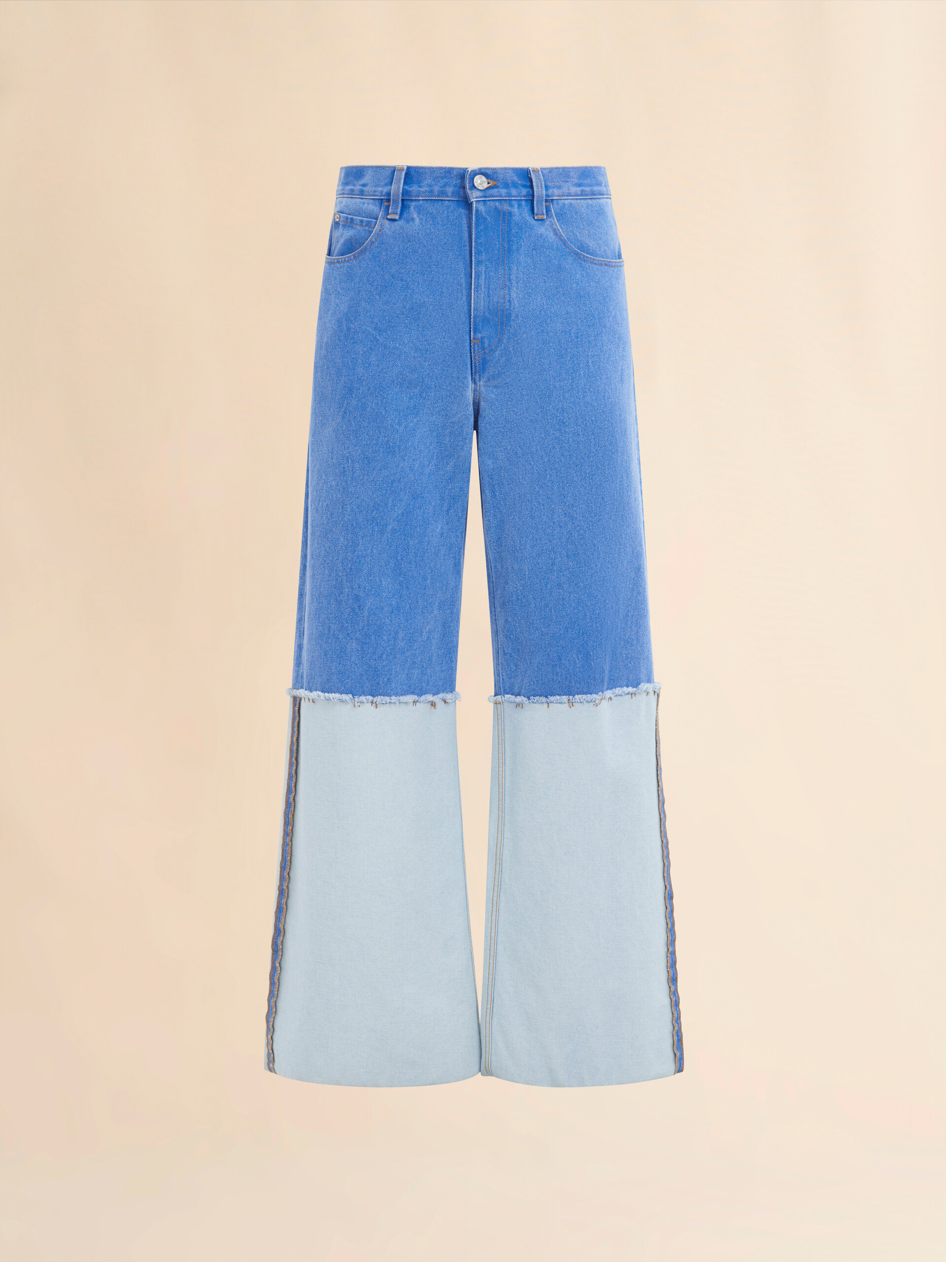 Weite blaue Jeans aus Denim mit hohem Umschlag - Hosen - Image 1