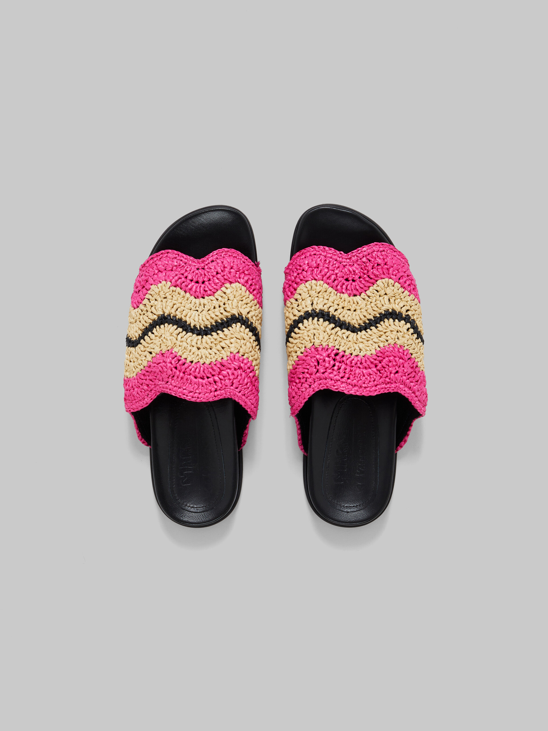 Marni x No Vacancy Inn - Fuchsia crochet raffia slide - Sandals - Image 4
