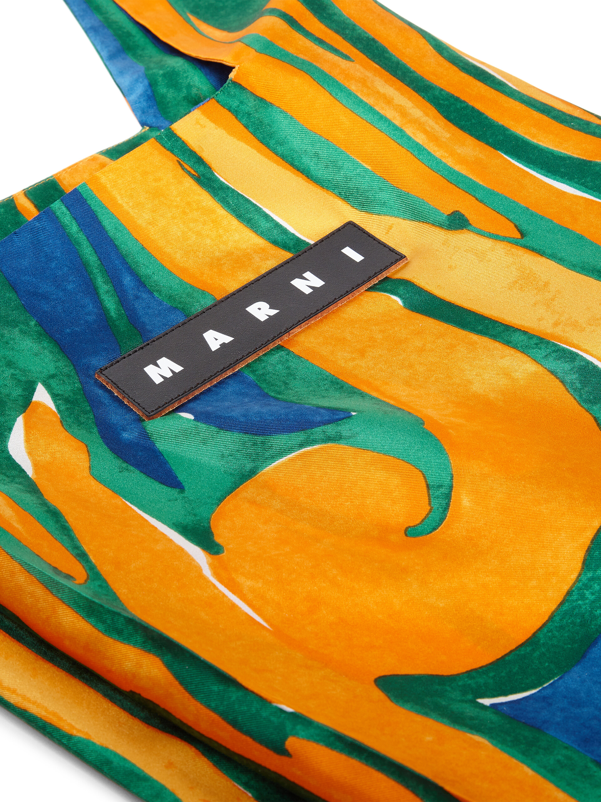 MARNI MARKET silk shopping bag with brushstroke print - Shopping Bags - Image 4