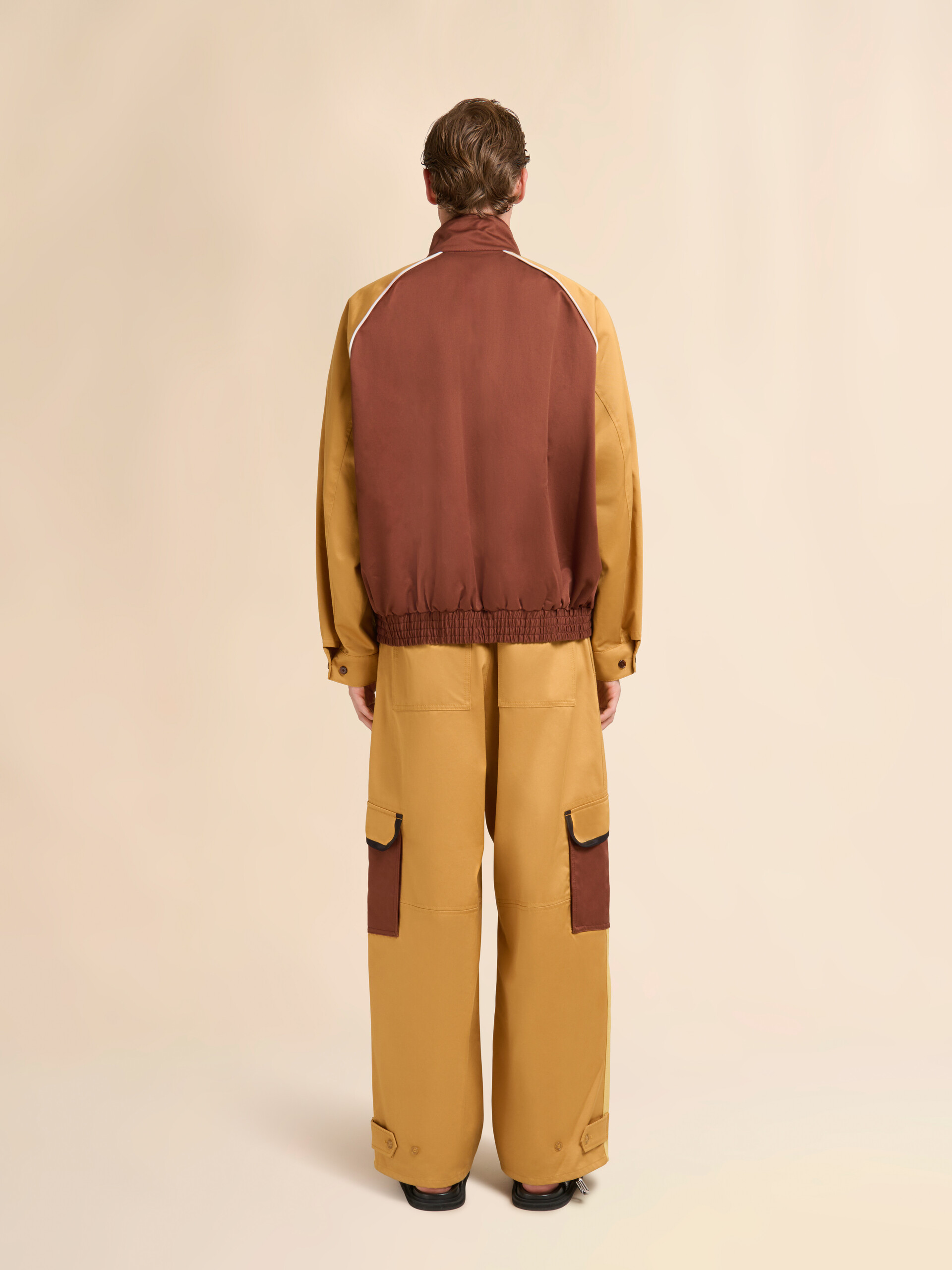 브라운 워터 리펠런트 개버딘 컬러 블록 보머 재킷 - Jackets - Image 3