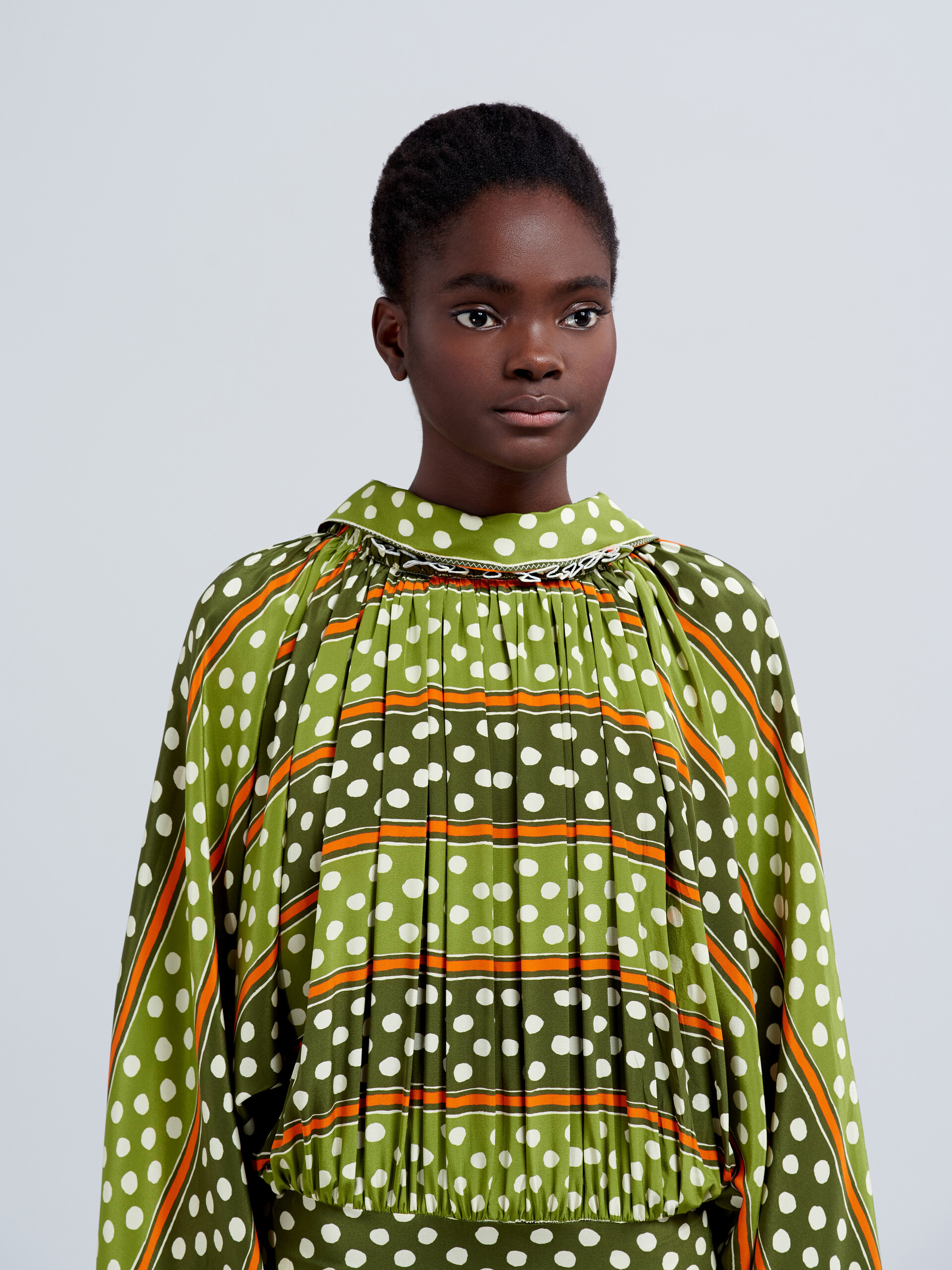 Kleid aus Seidenkrepp mit Dot & Stripe-Print - Kleider - Image 4