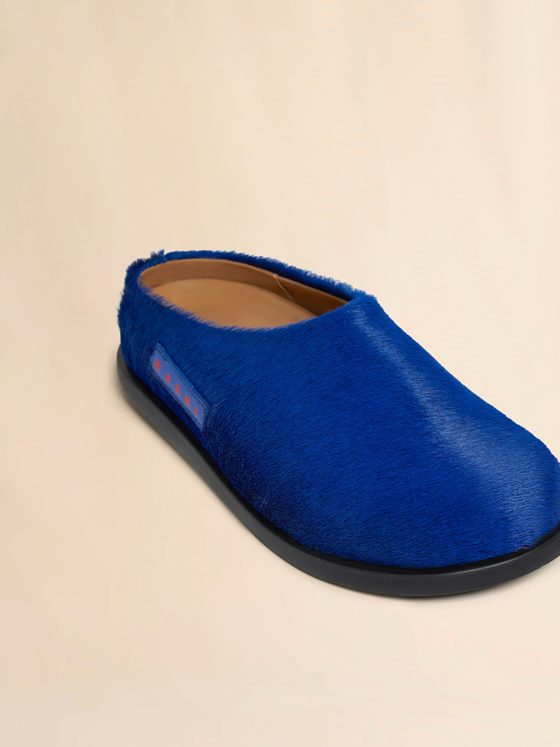 Blue pony hair Fussbett sabot - Sneakers - Image 4