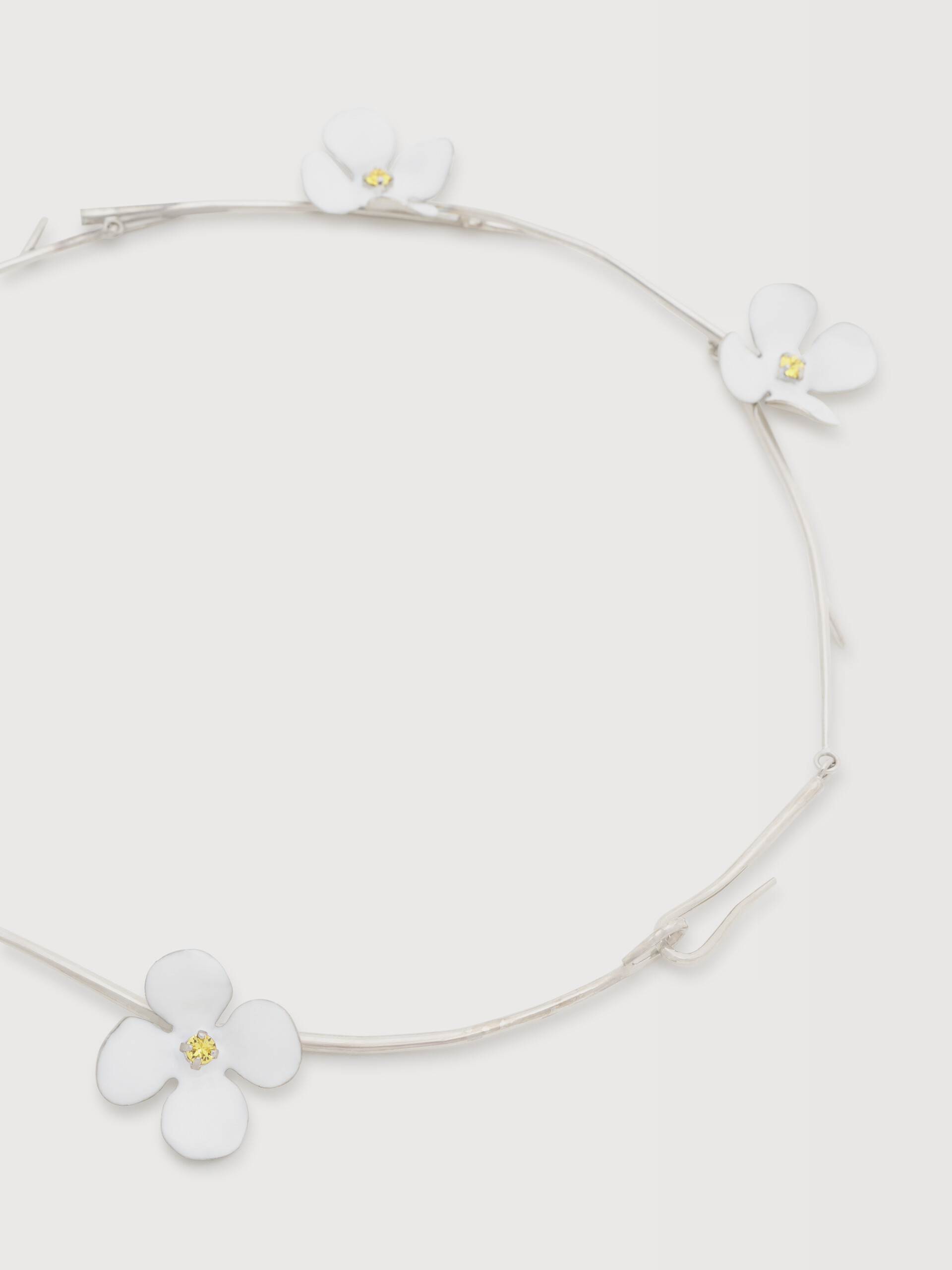 White enamel daisy necklace - Necklaces - Image 4