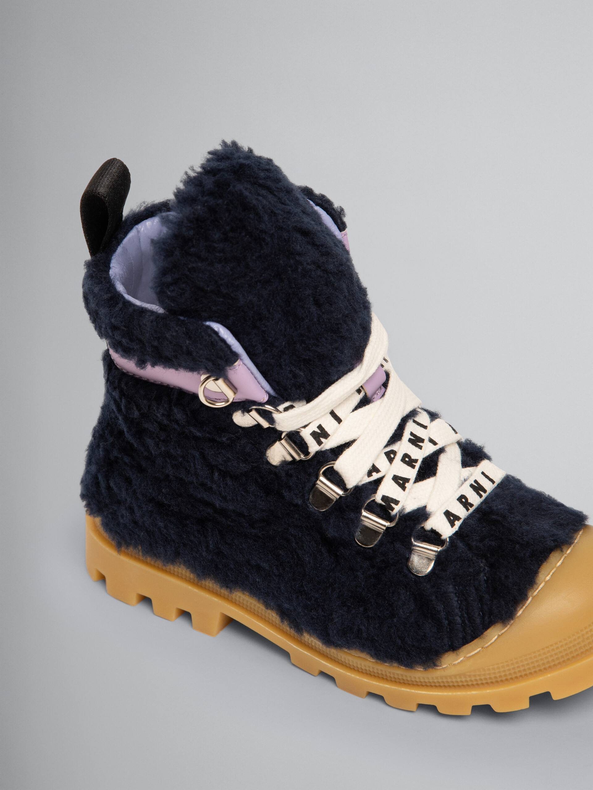 Black mountain boot - Other accessories - Image 4