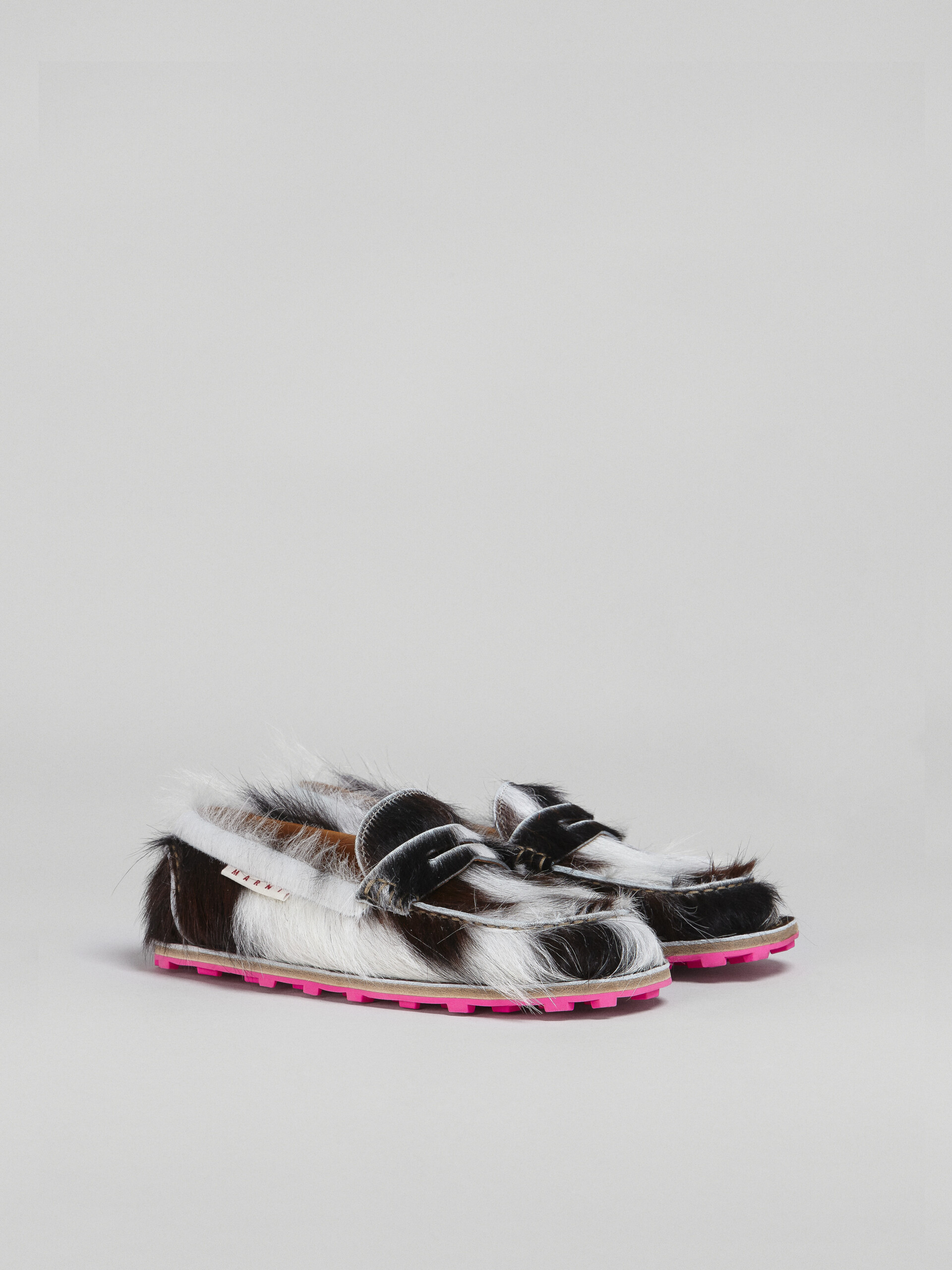 Spotted long calf hair moccasin - Mocassin - Image 2