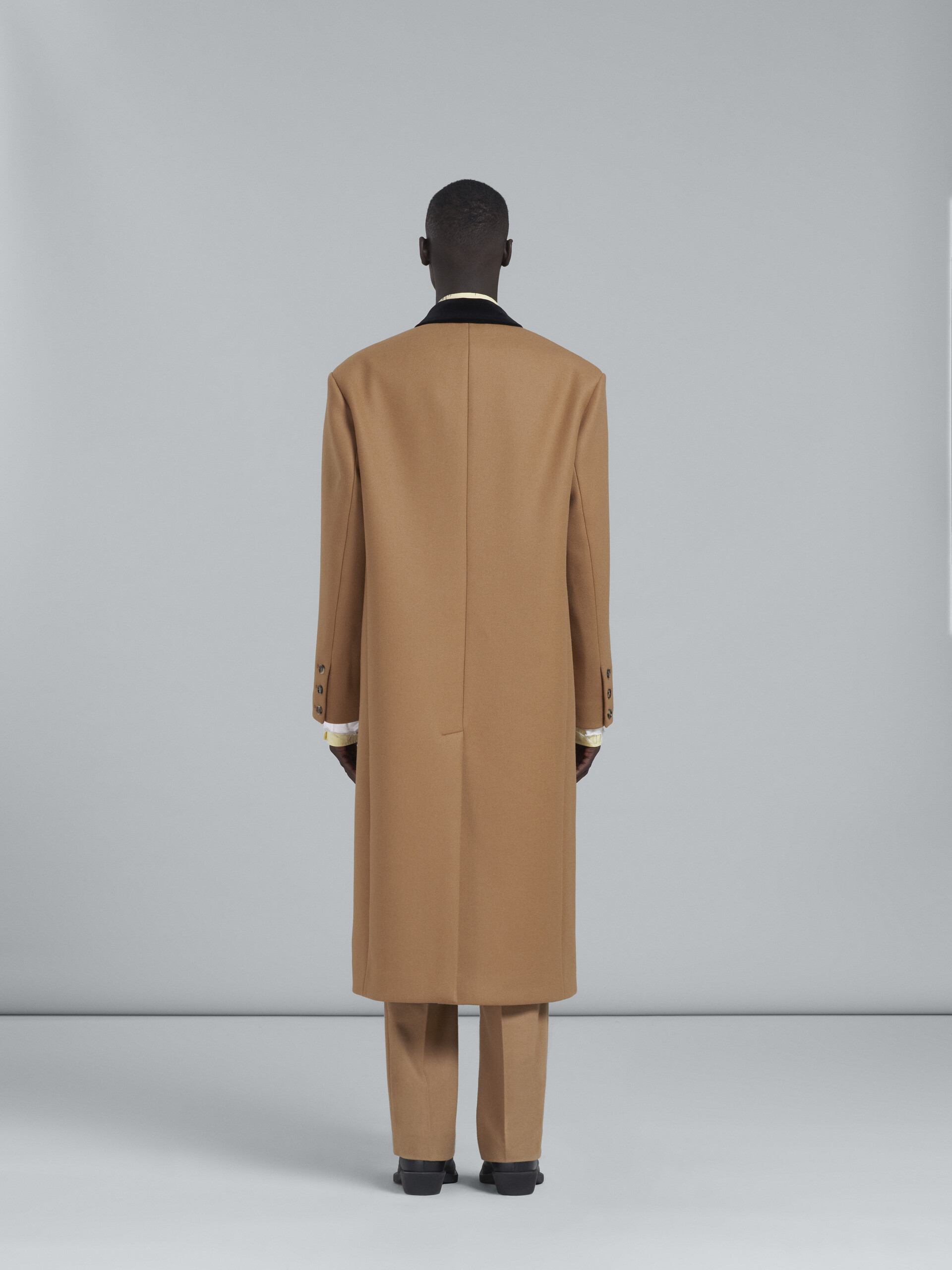 Brown wool coat with velvet collar - Coat - Image 3