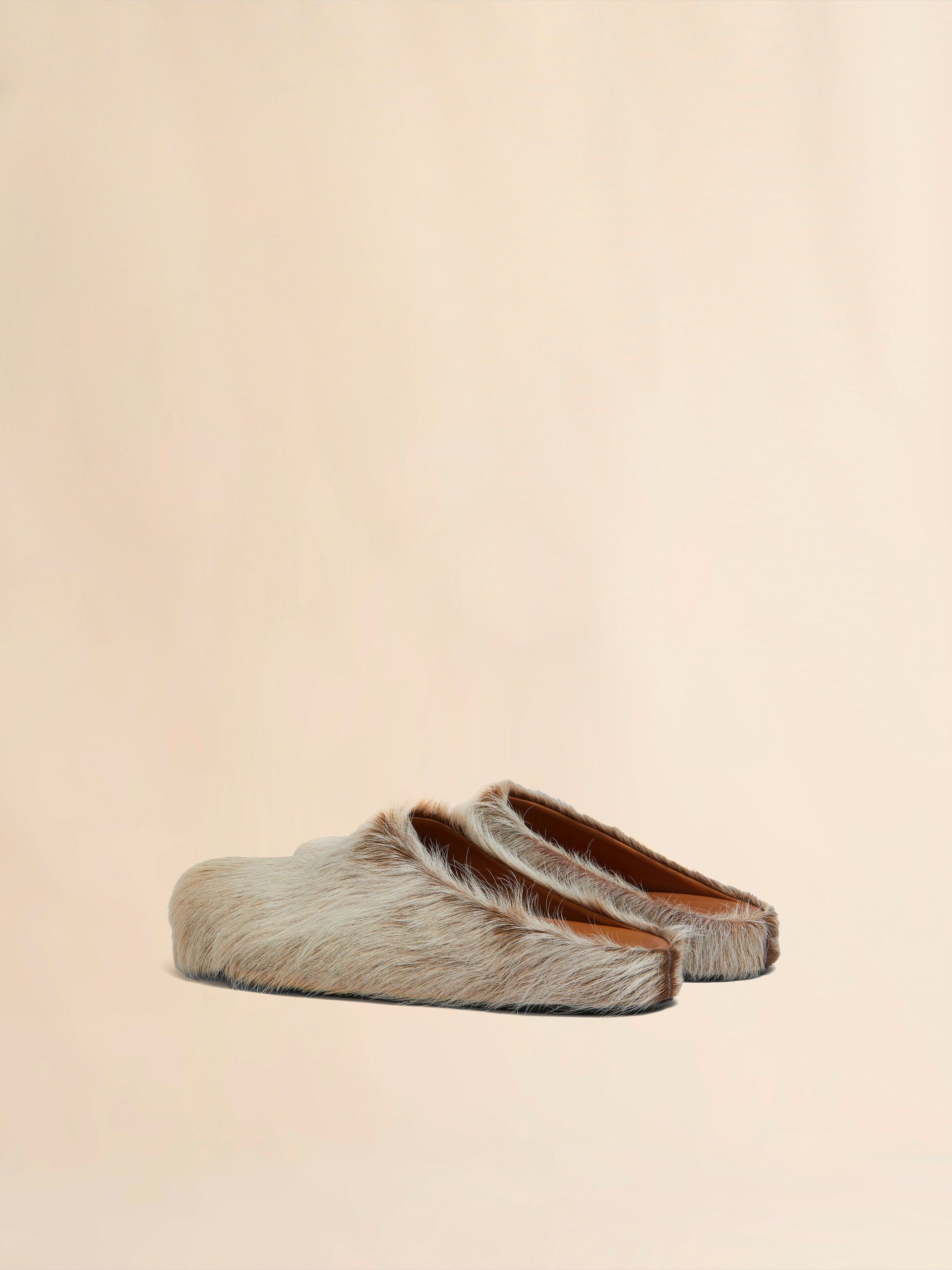 Blue-grey long hair calfskin Fussbett sabot - Clogs - Image 3