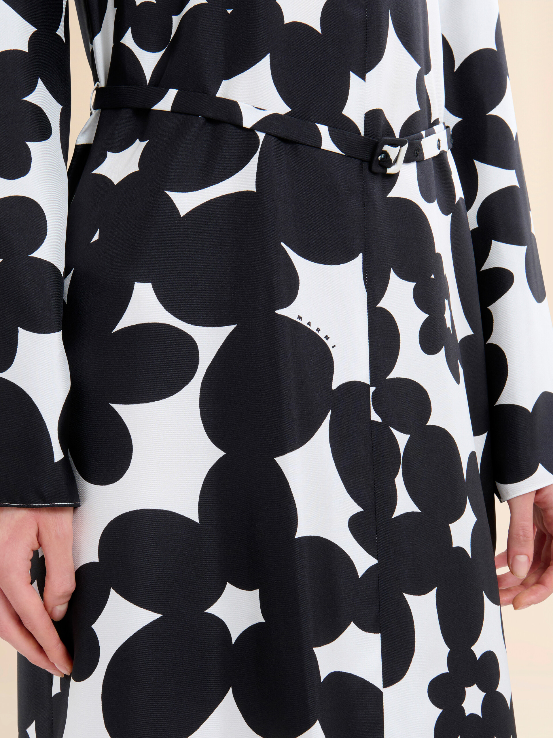 ブラック ホワイト Dillies プリント シルクドレス | Marni