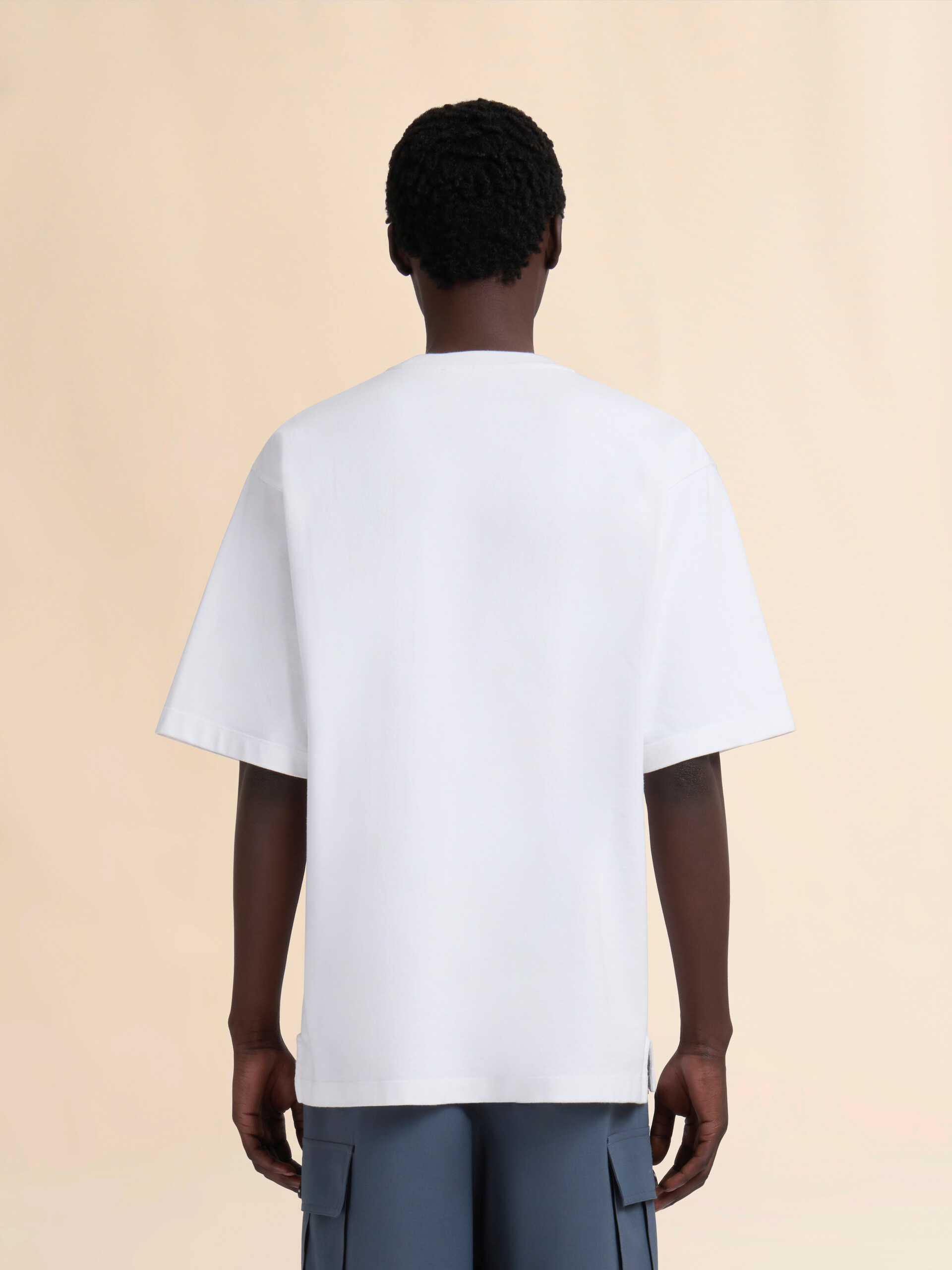 ライトブルー マルニパッチ付き オーガニックコットン製オーバーサイズTシャツ - シャツ - Image 3