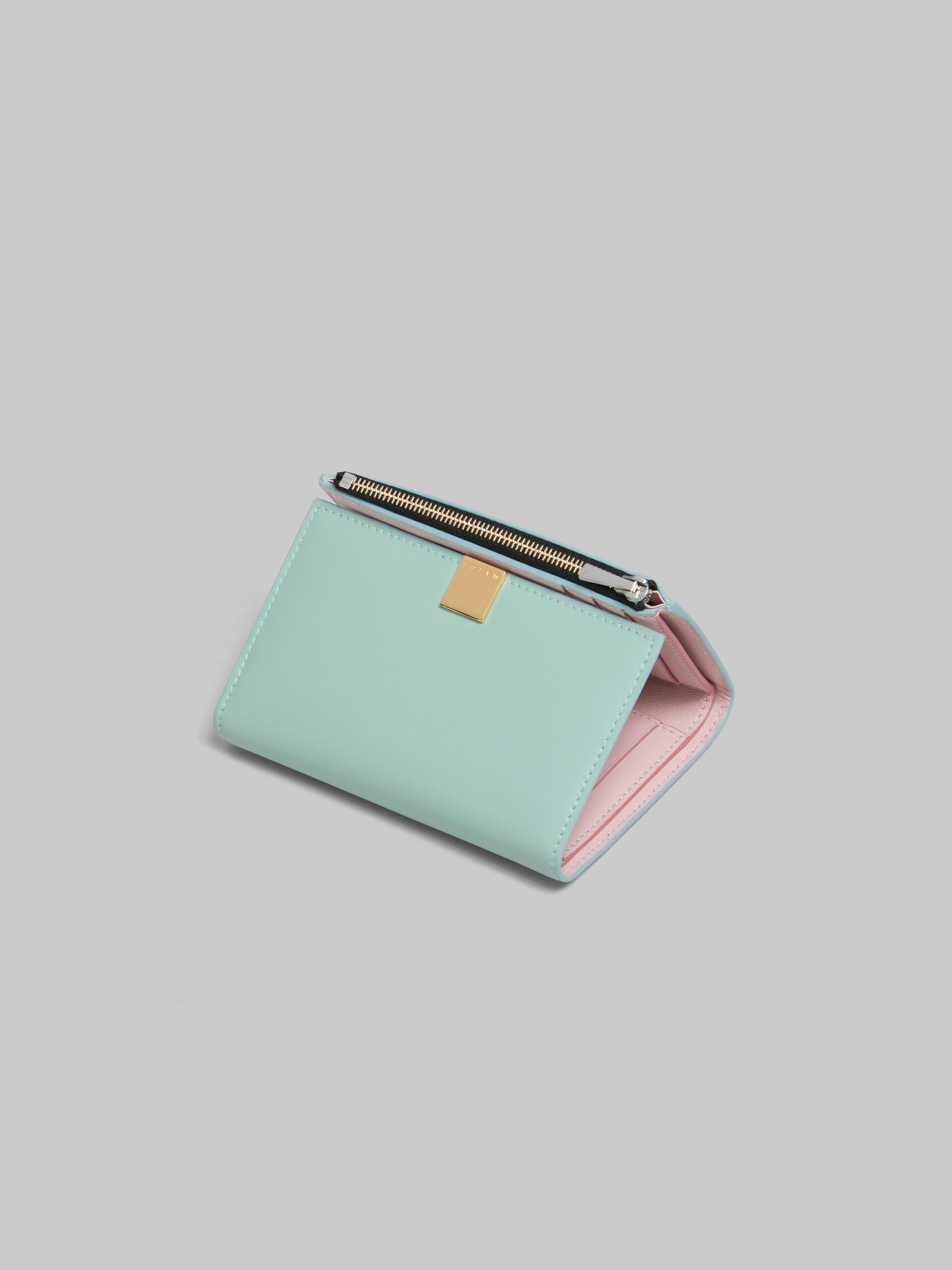 グリーン レザー製 Prisma 三つ折りウォレット | Marni