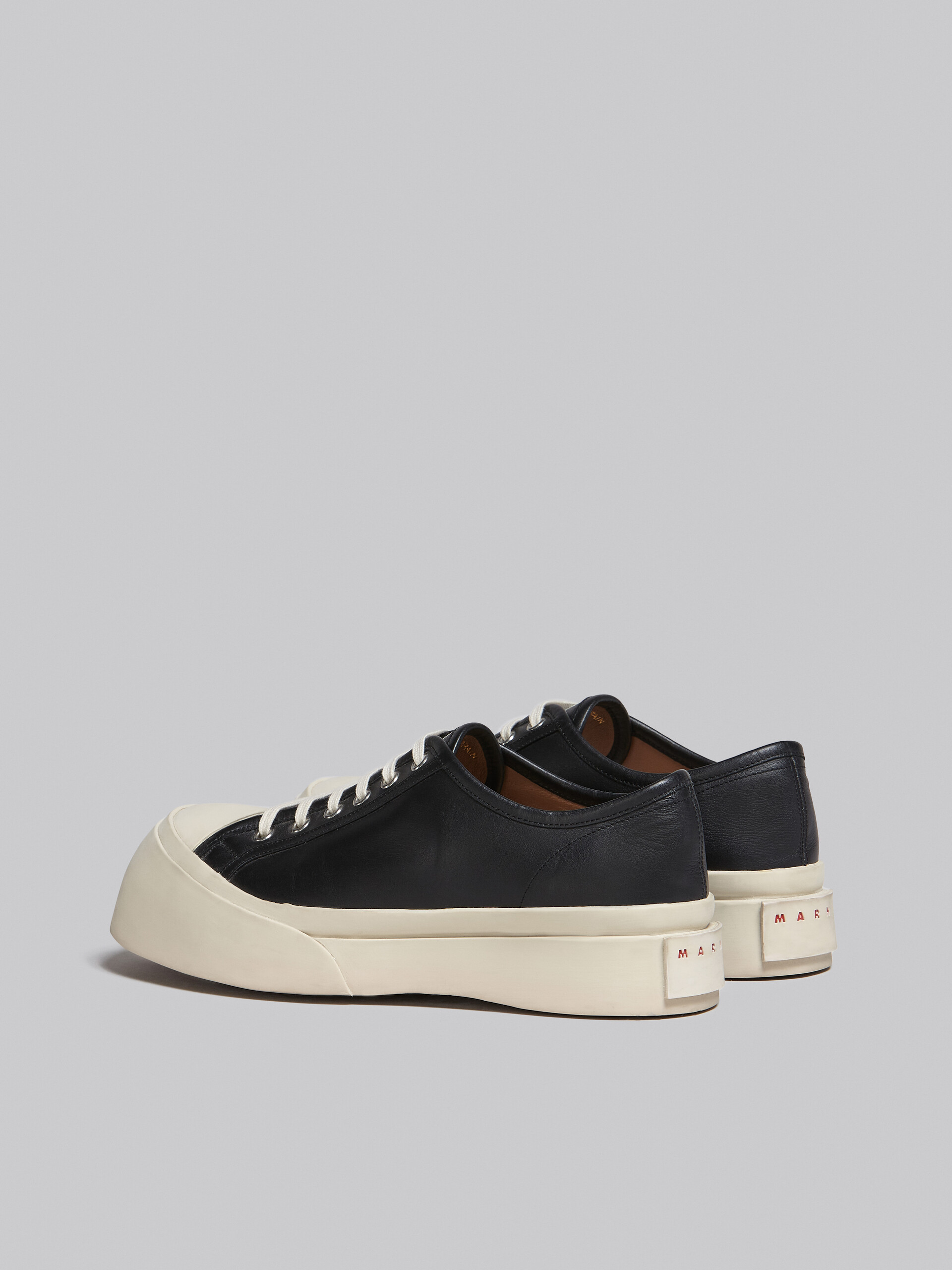 Black nappa leather Pablo lace-up sneaker