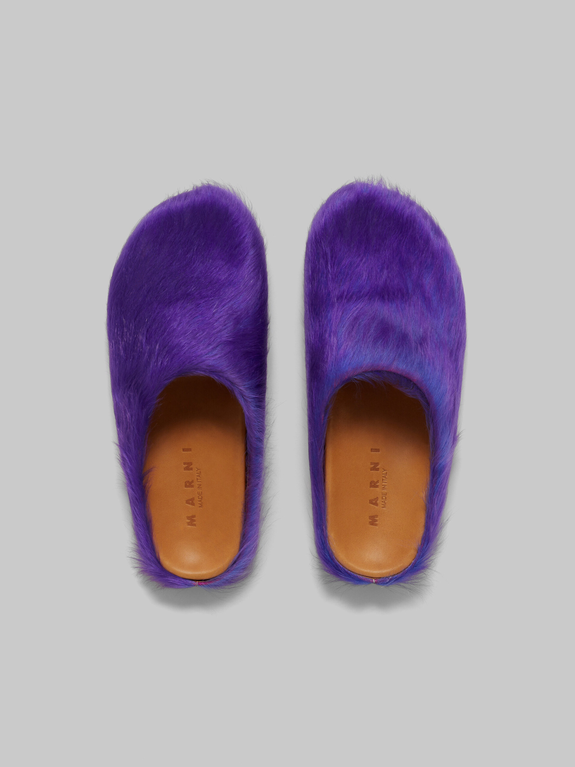 Purple long hair calfskin Fussbett sabot - Clogs - Image 4