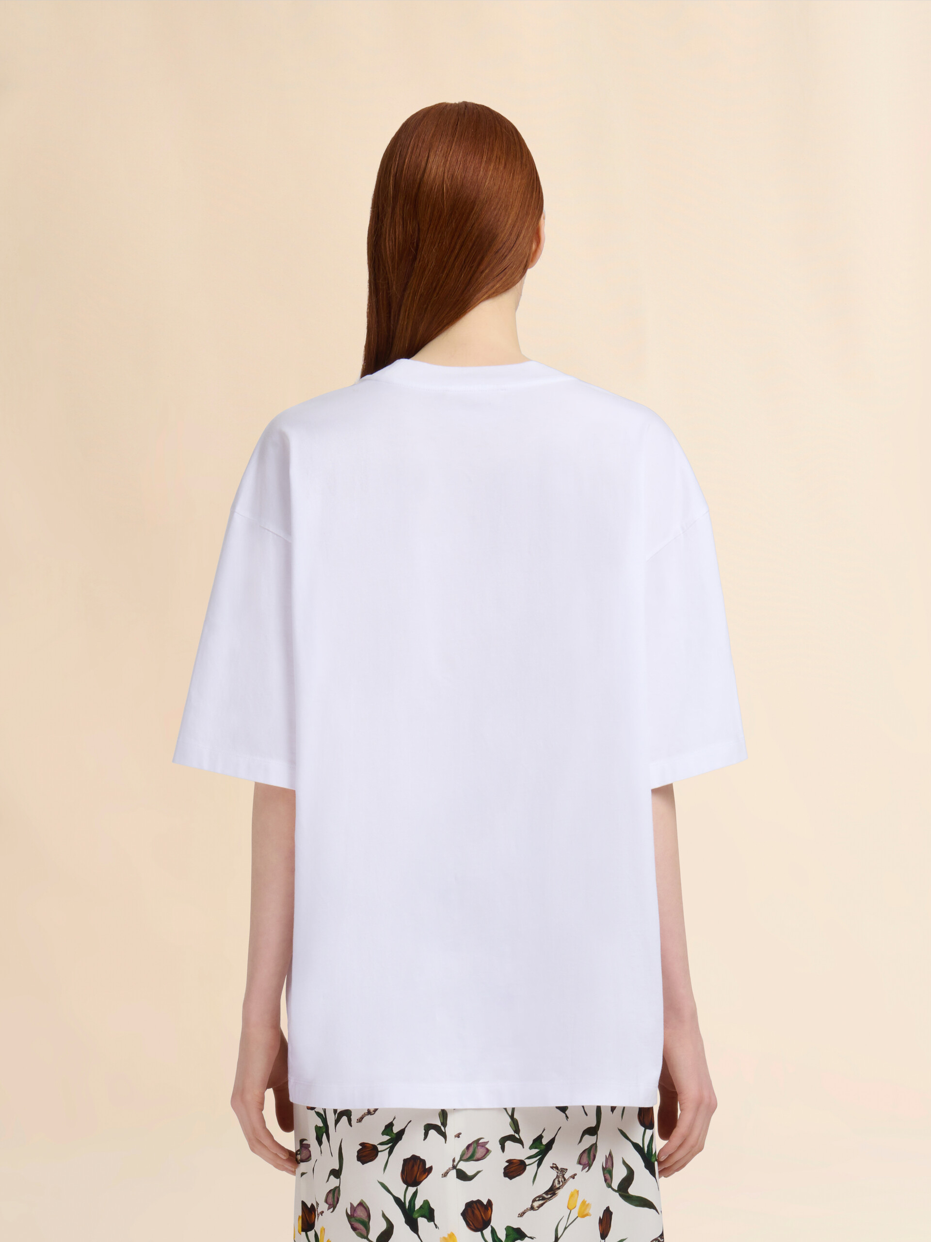 White cotton T-shirt with tulip print - T-shirts - Image 3