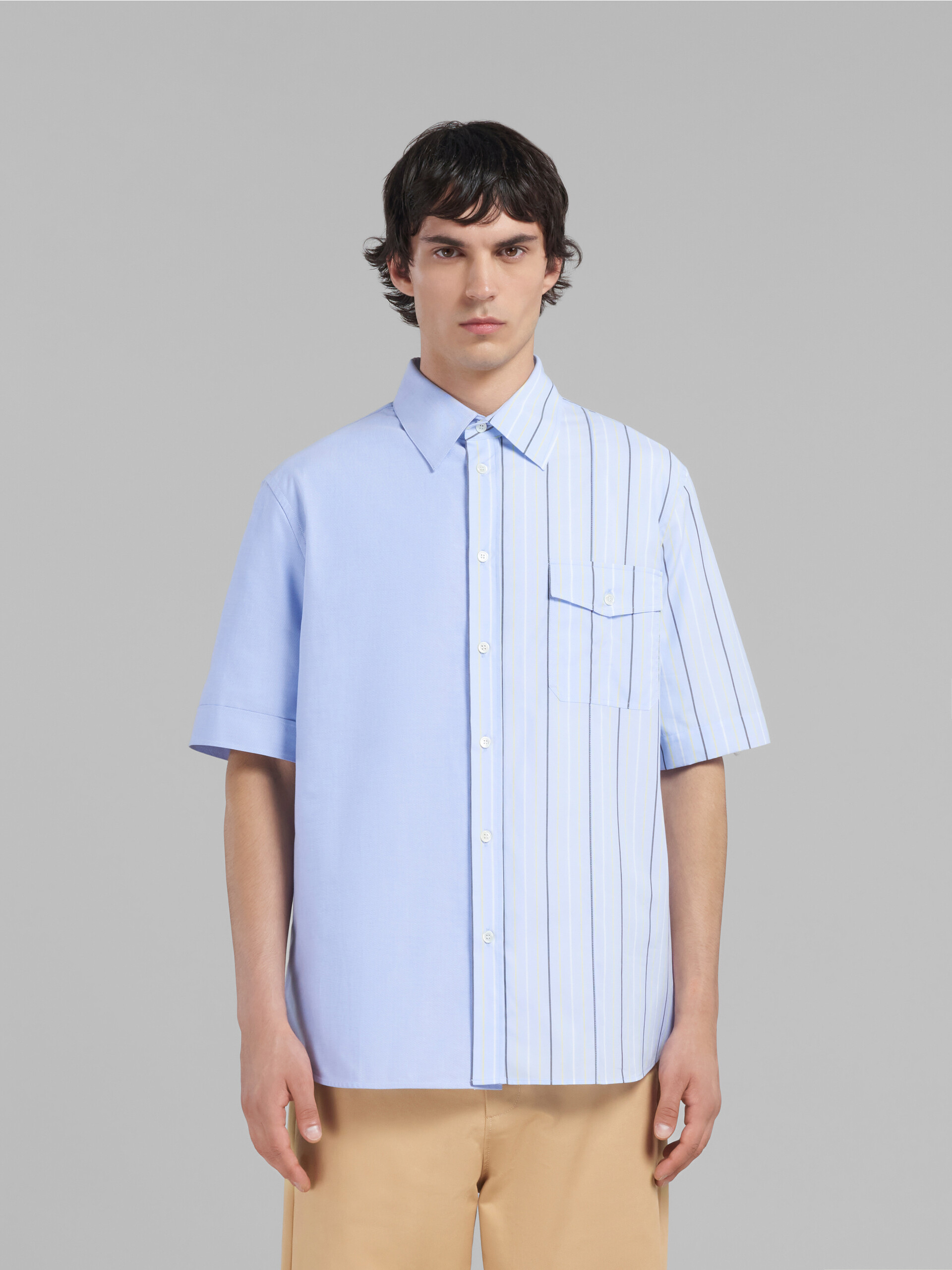 Hellblaues Hemd aus Bio-Popeline mit unterschiedlichen Hälften - Hemden - Image 2