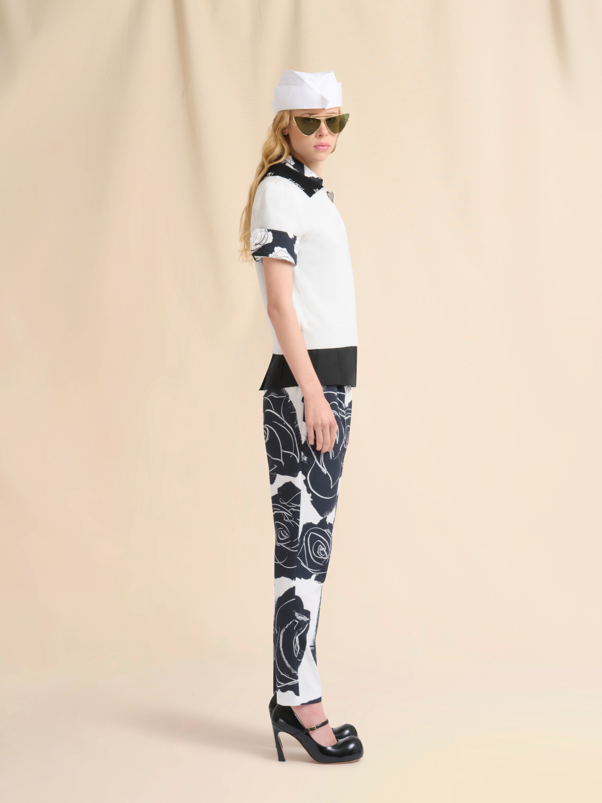 Black poplin short-sleeve shirt with Luna print - Shirts - Image 5
