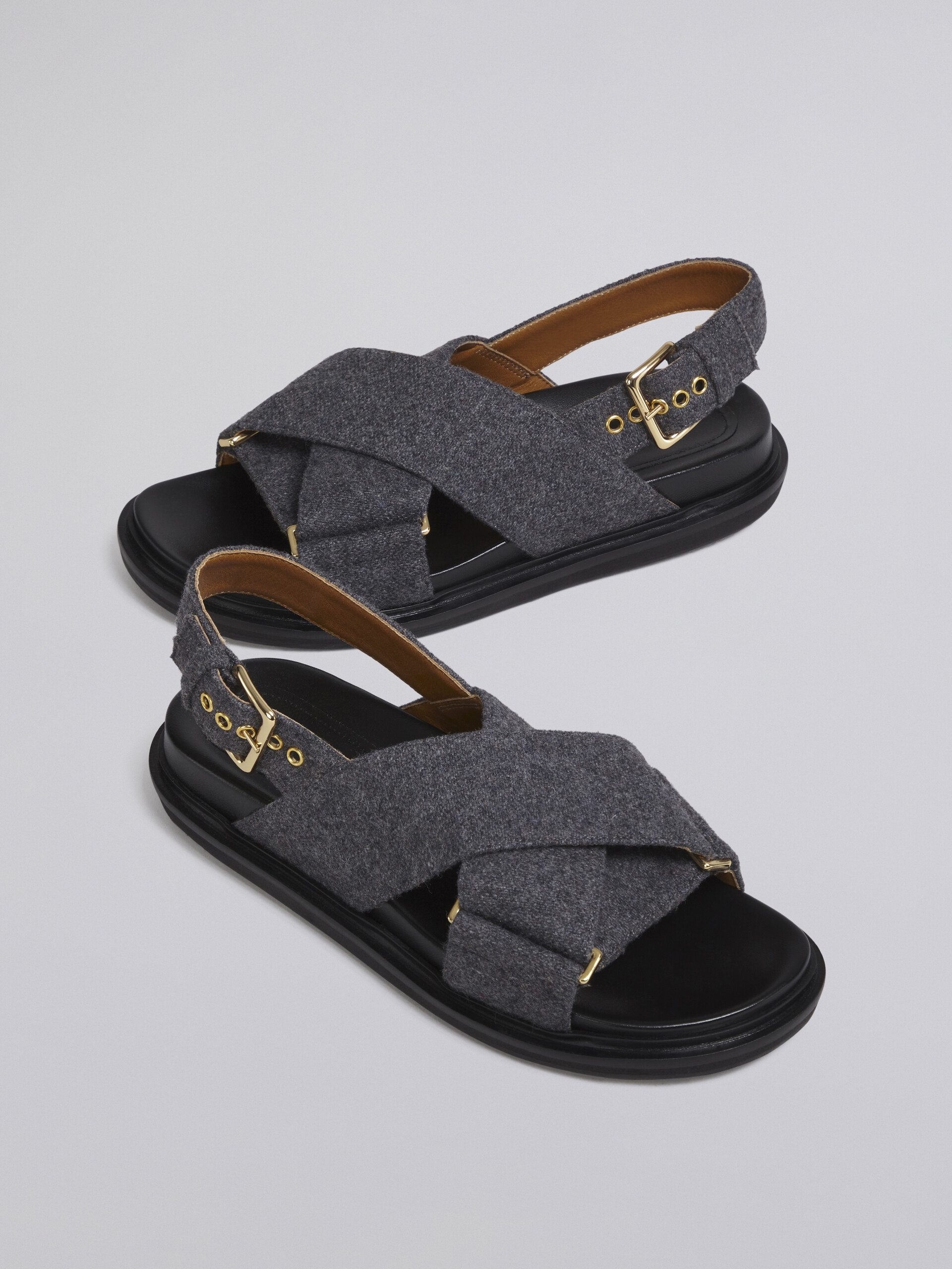 marni フェルト サンダル